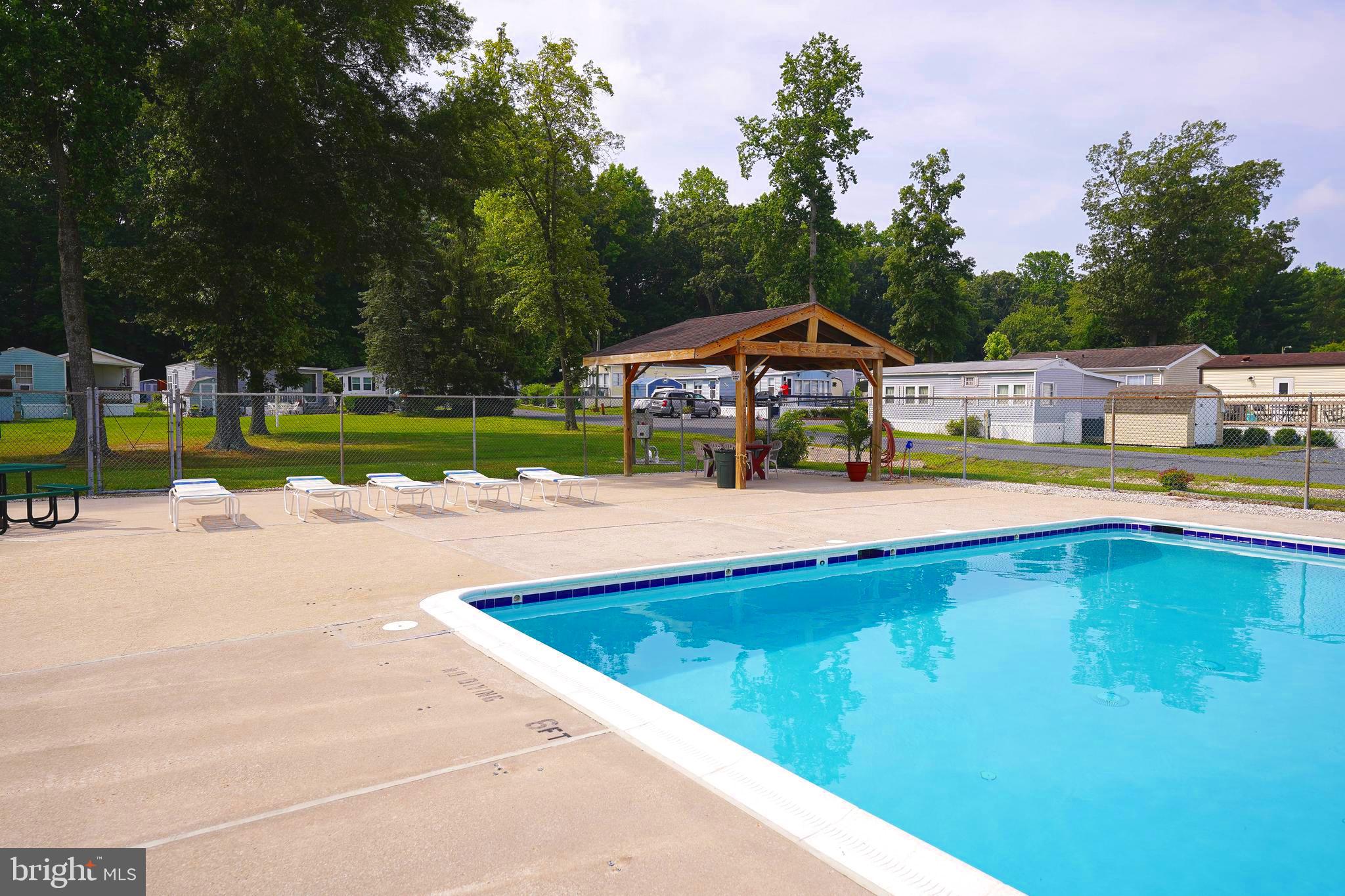 WHITE HORSE PARK I - Residential