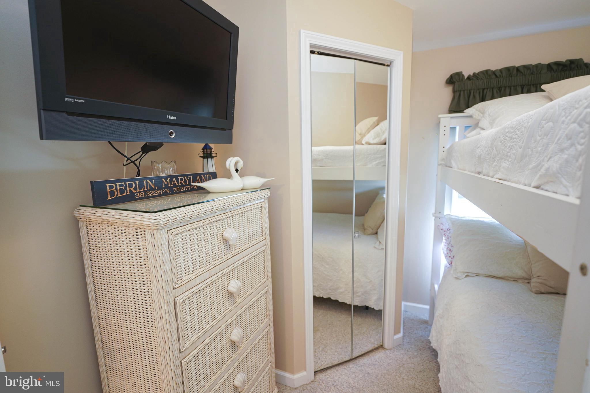 WHITE HORSE PARK I - Residential