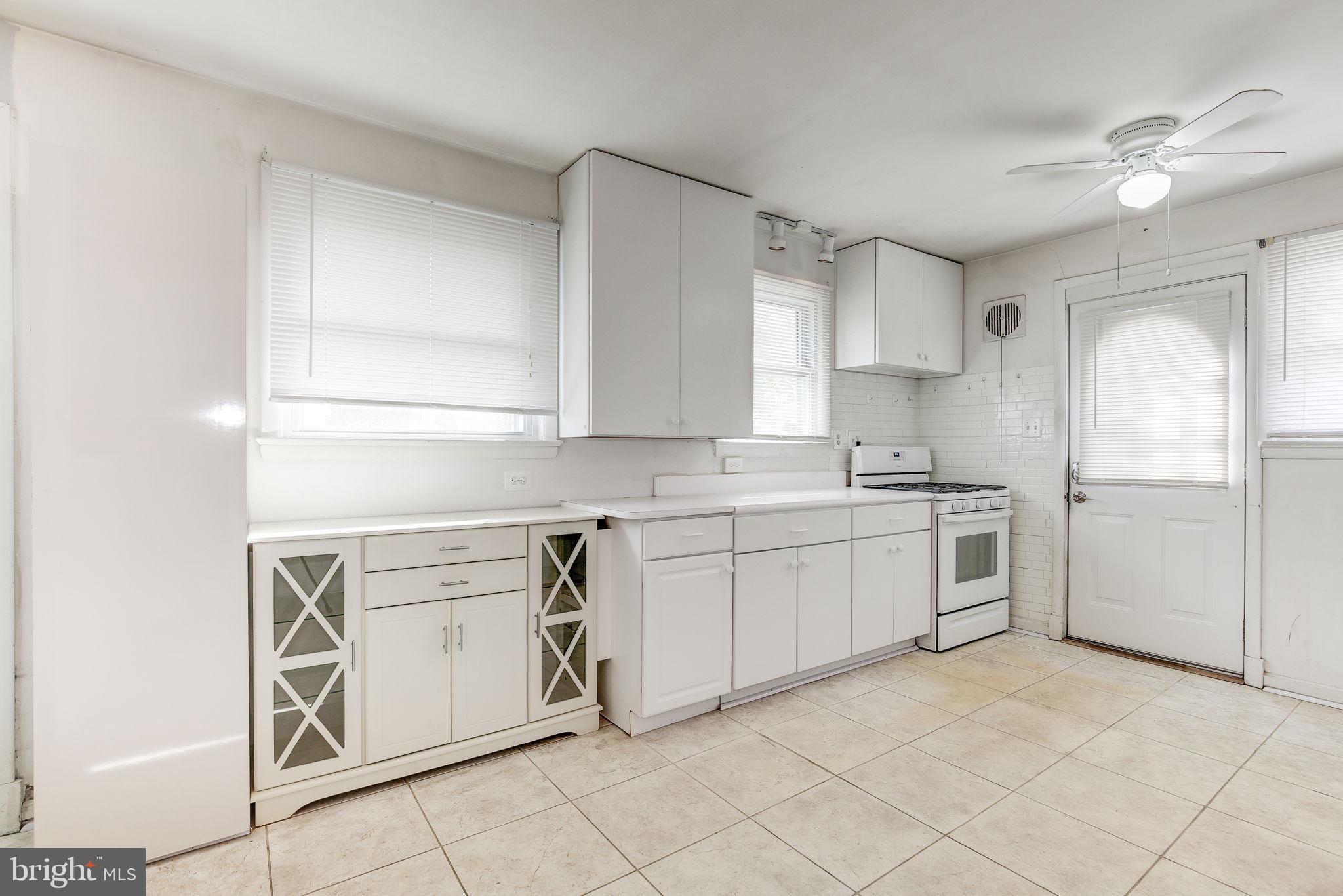 GEORGETOWN VILLAGE - Residential