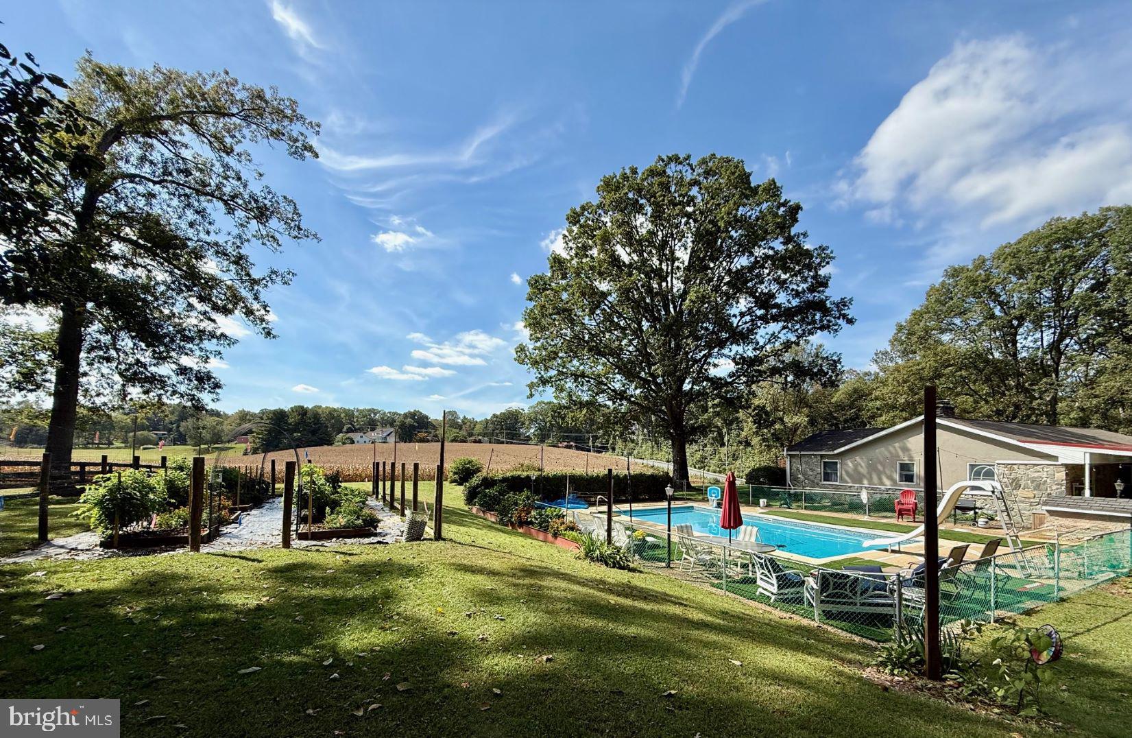 3975 STREET ROAD