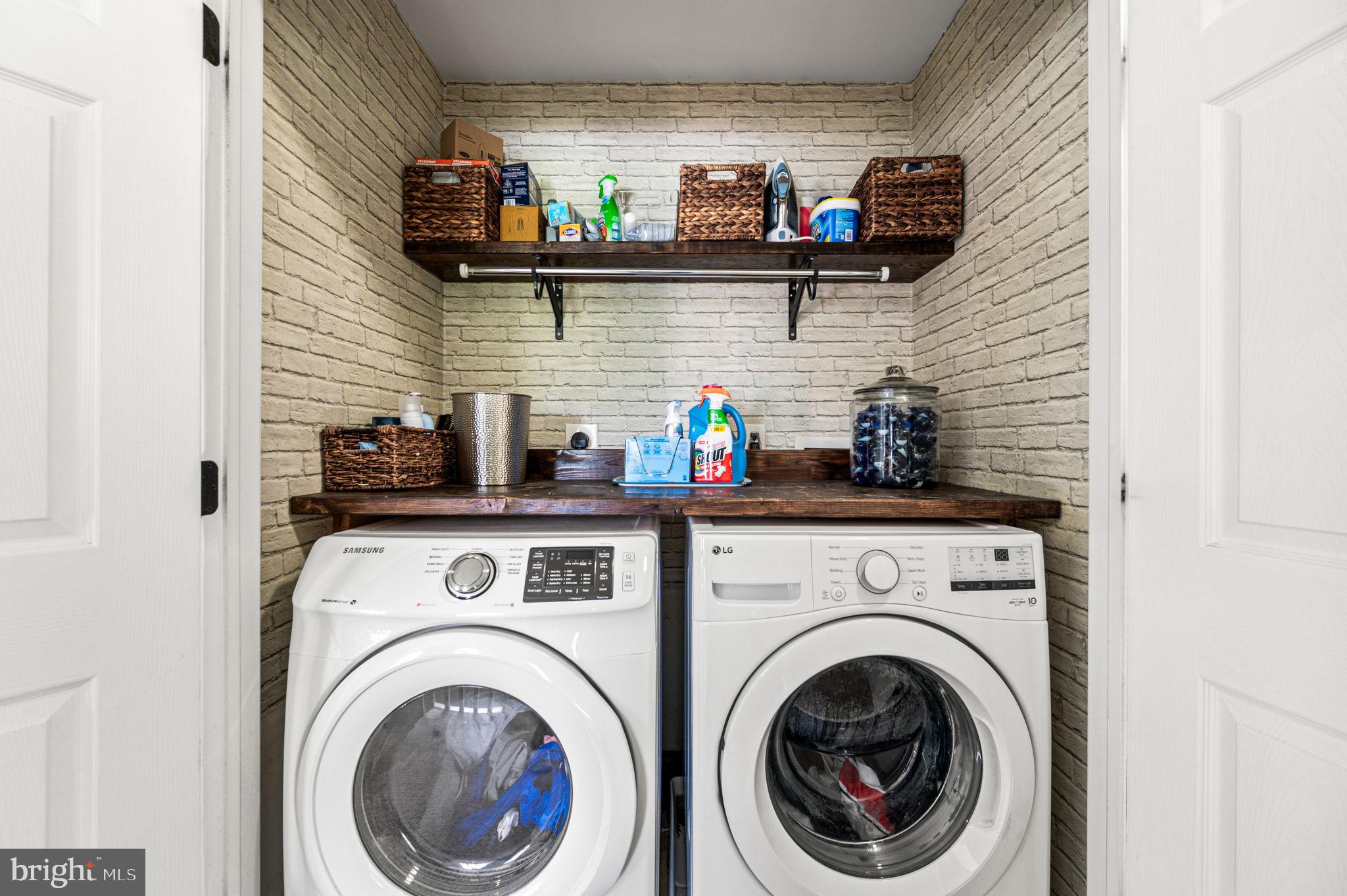 WOODS AT EDGES MILL - Residential