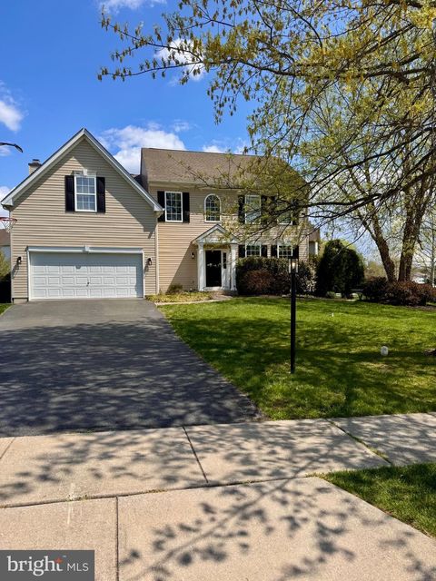 Photo of 205 Hidden Creek Drive, DOWNINGTOWN, PA 19335 (MLS # PACT2122936)