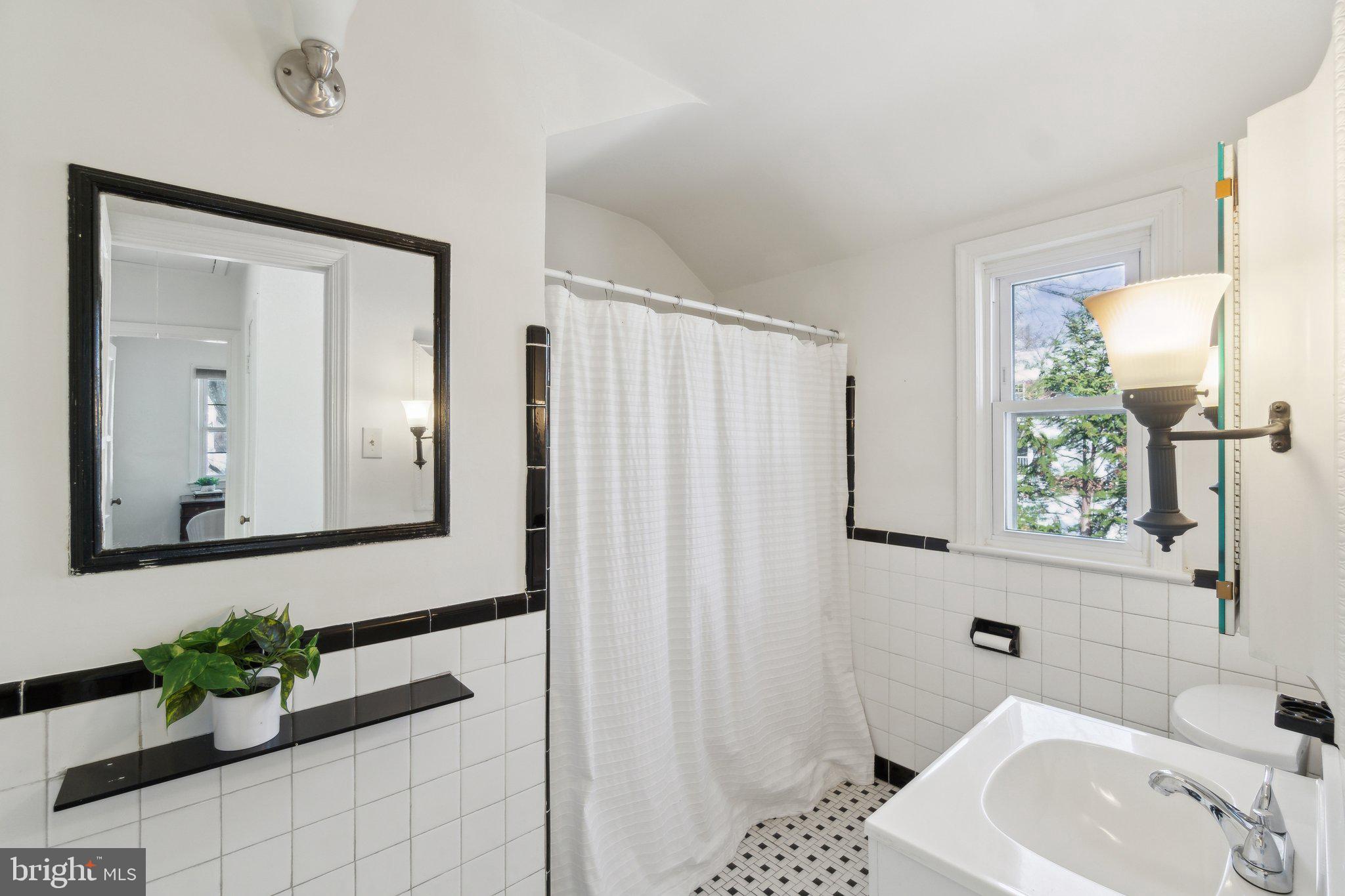 INDIAN SPRING - Residential