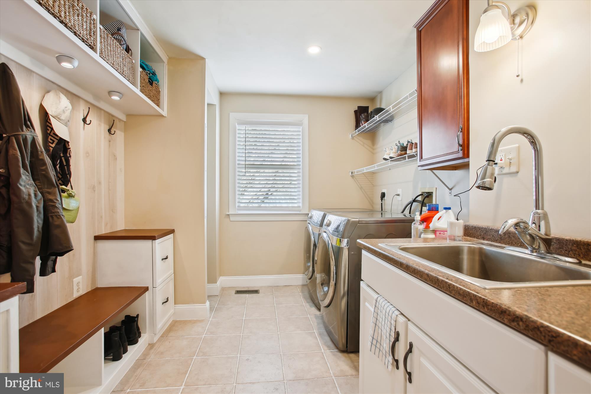 QUINCE ORCHARD KNOLLS - Residential