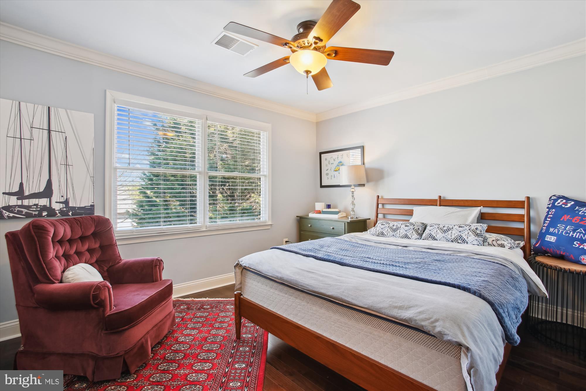 QUINCE ORCHARD KNOLLS - Residential