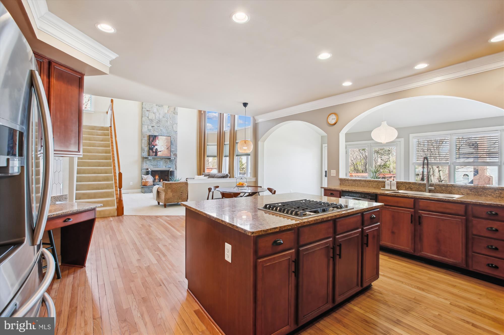 QUINCE ORCHARD KNOLLS - Residential