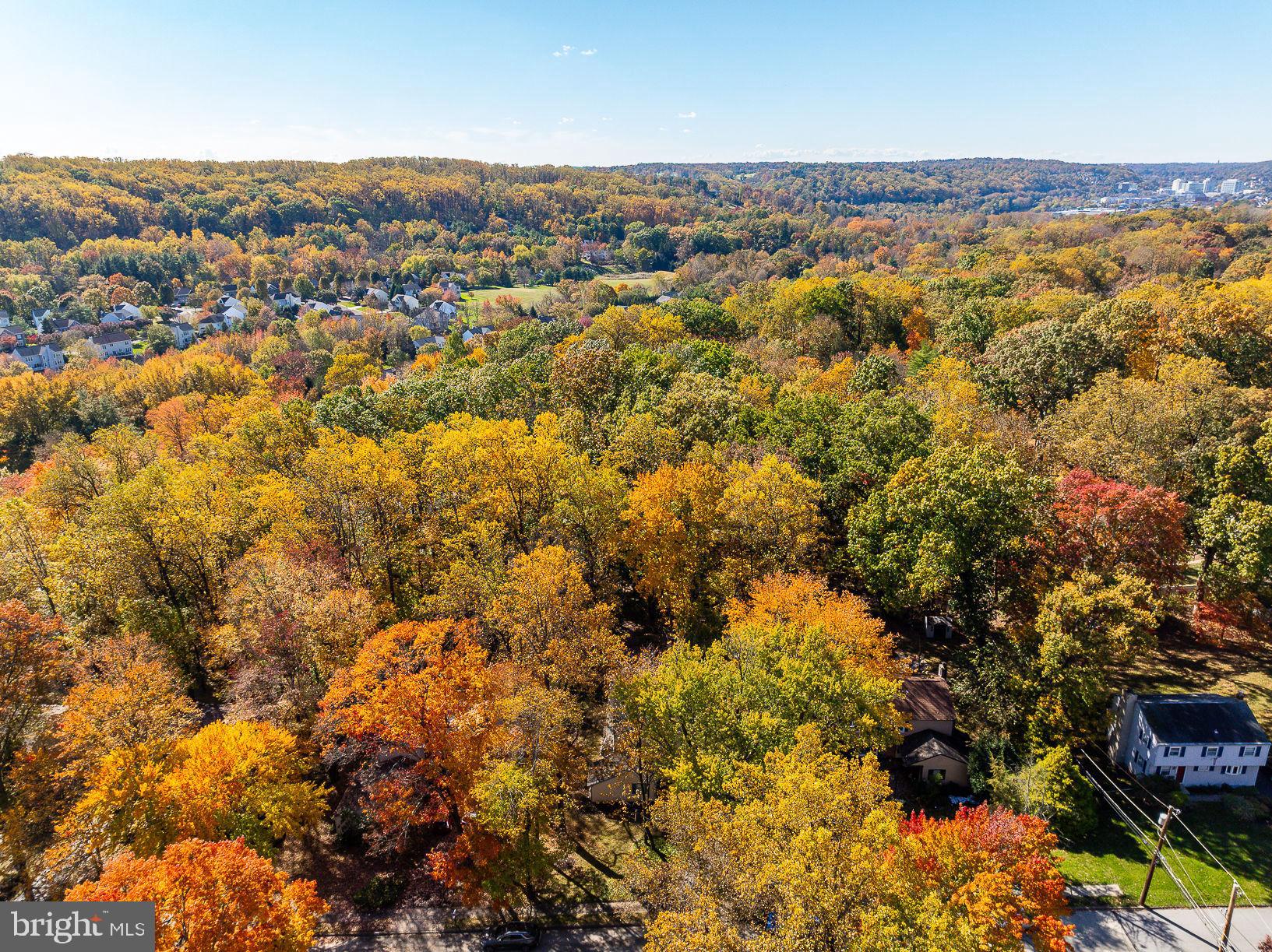 LAFAYETTE HILL - Residential