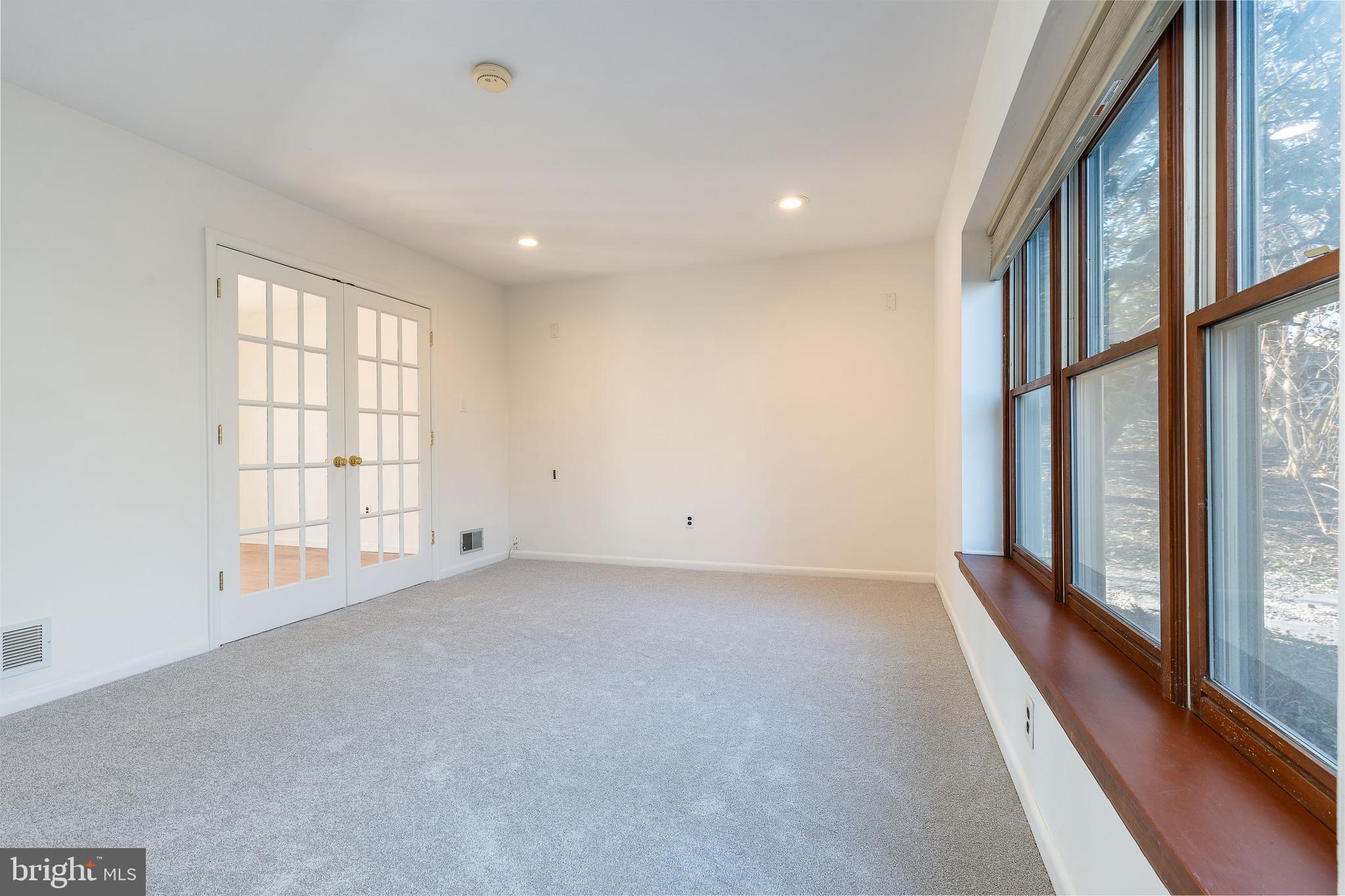 LAFAYETTE HILL - Residential