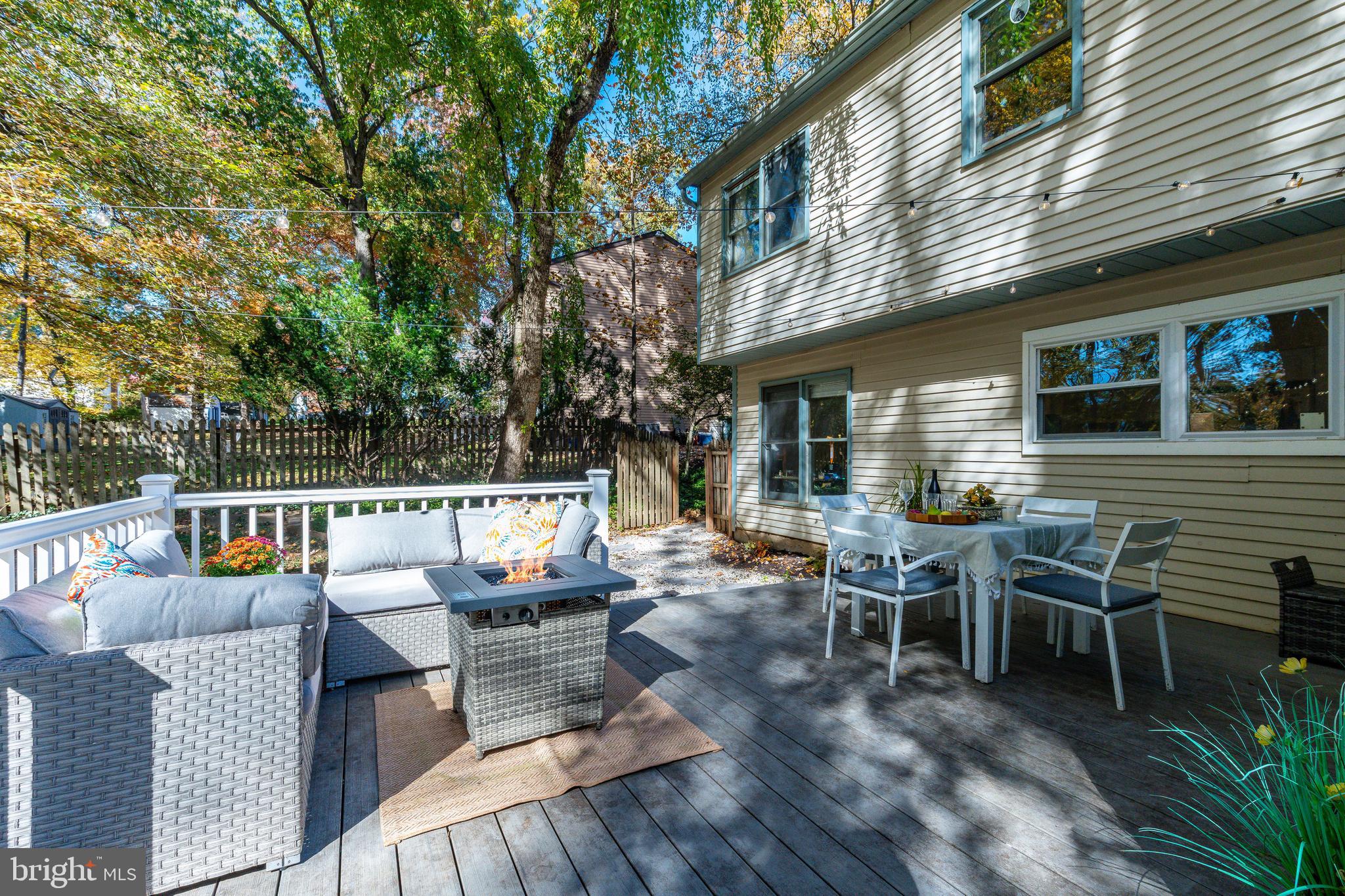 LAFAYETTE HILL - Residential