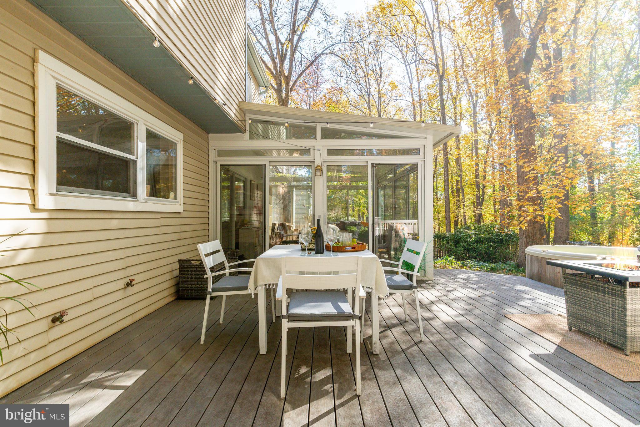 LAFAYETTE HILL - Residential