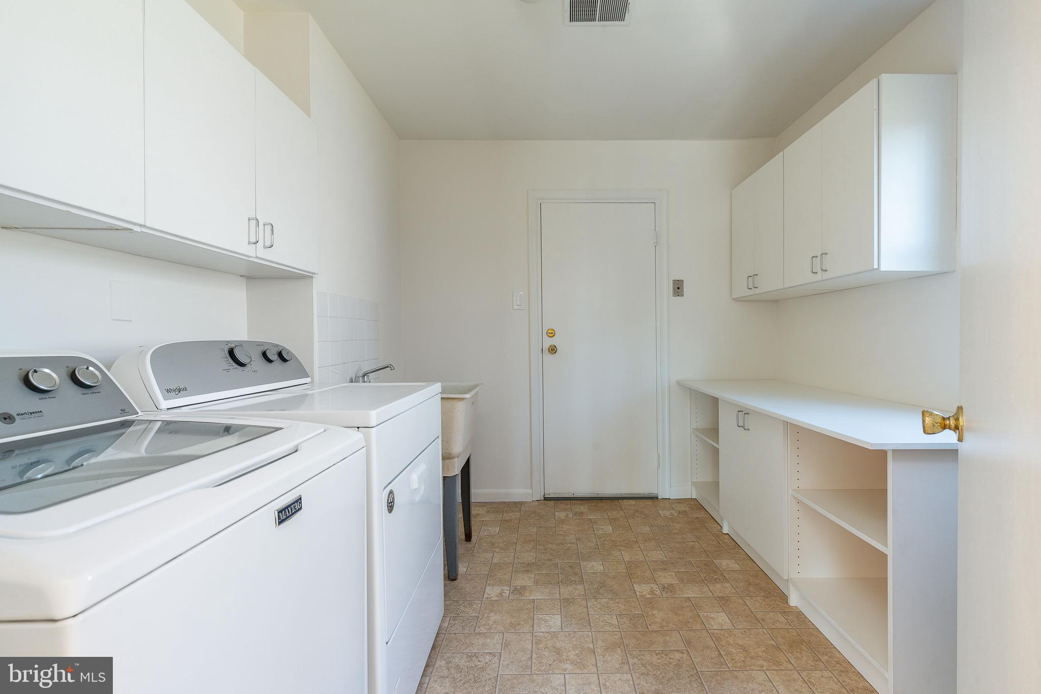 LAFAYETTE HILL - Residential