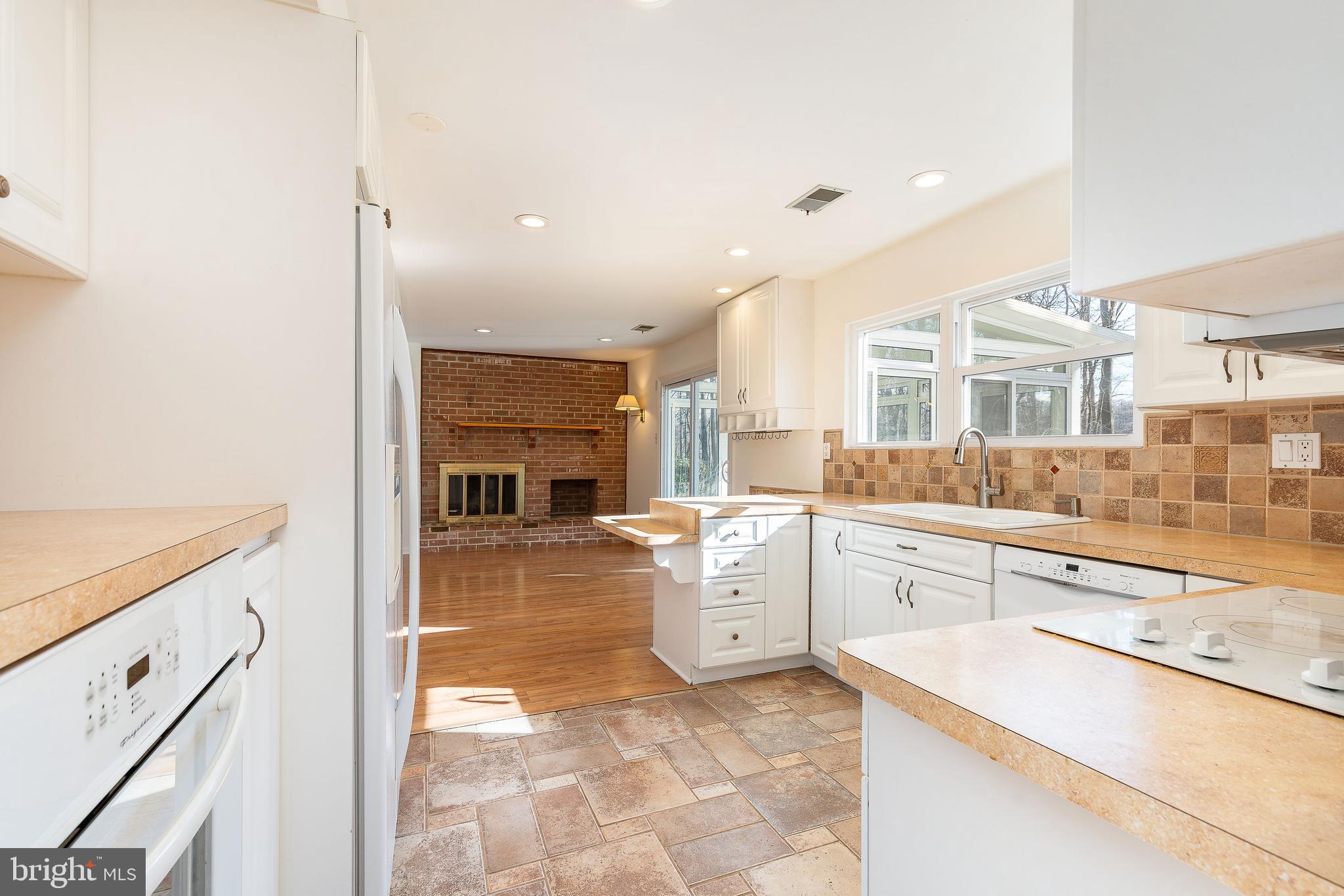 LAFAYETTE HILL - Residential