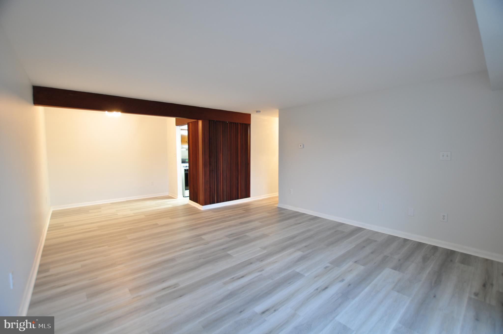 MONTGOMERY CENTURY - Residential Lease