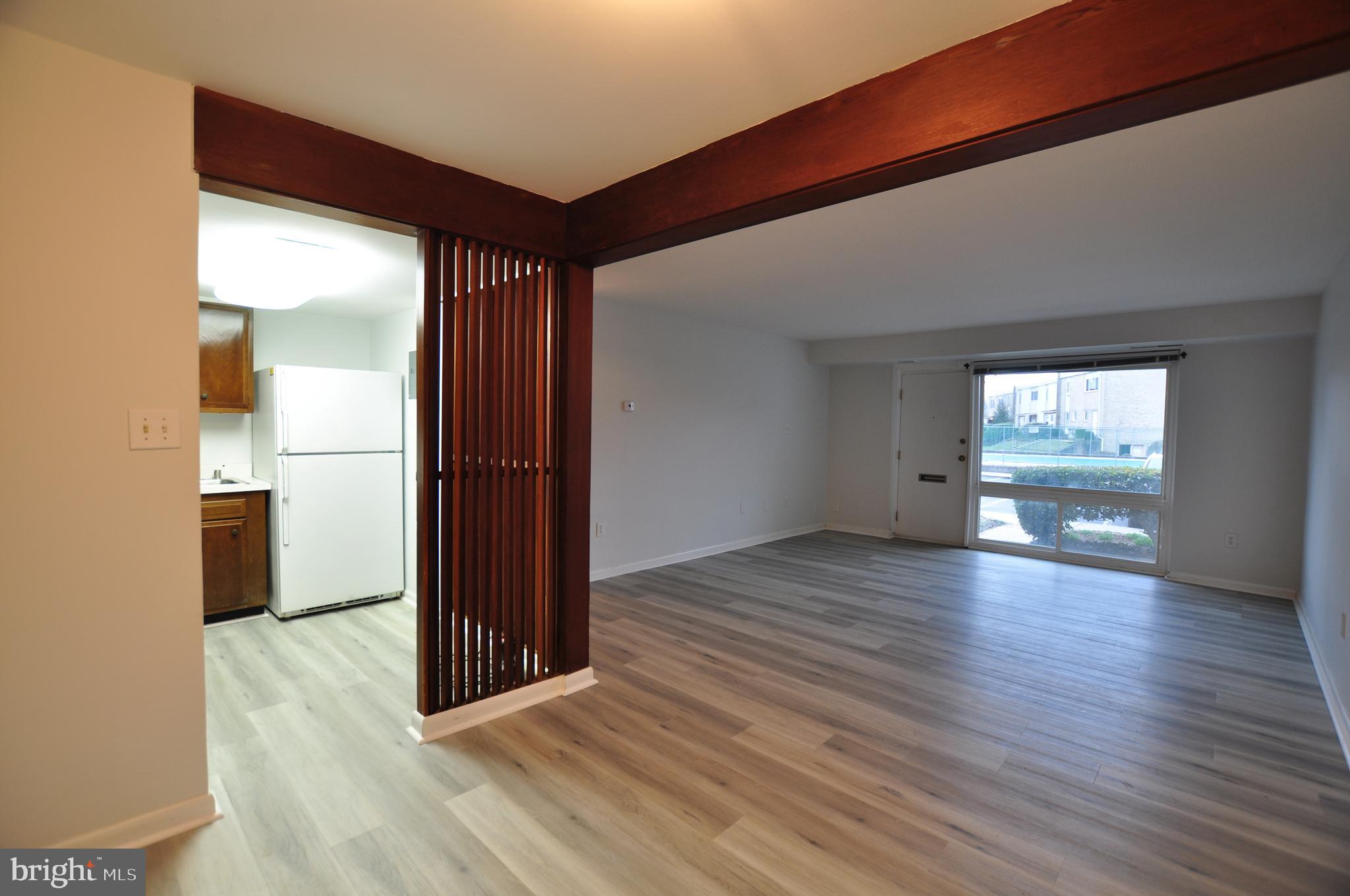 MONTGOMERY CENTURY - Residential Lease