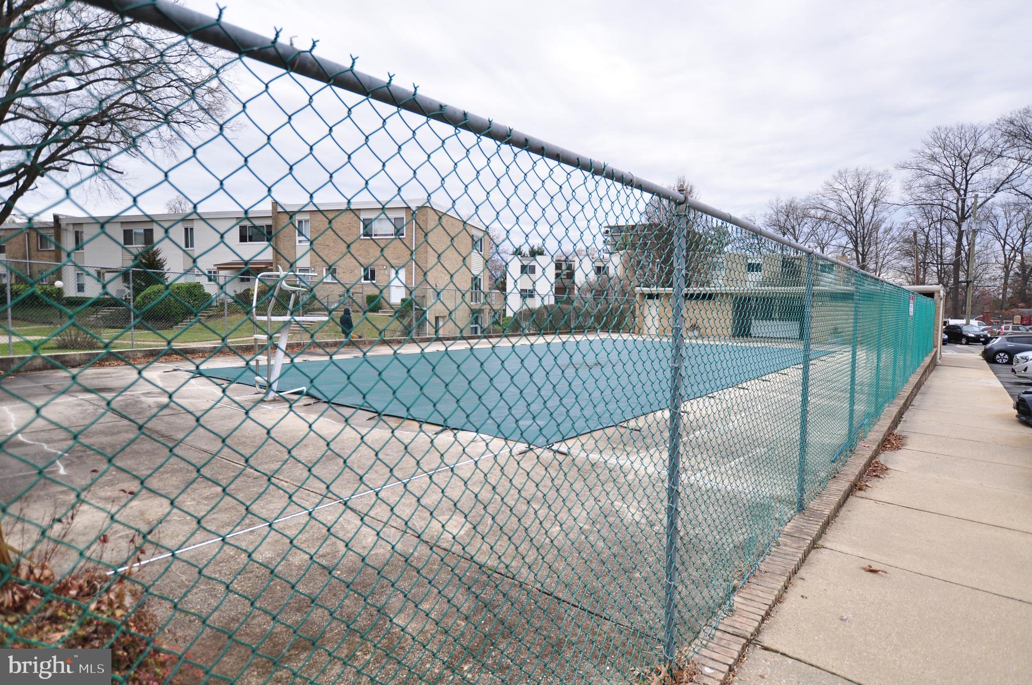 MONTGOMERY CENTURY - Residential Lease