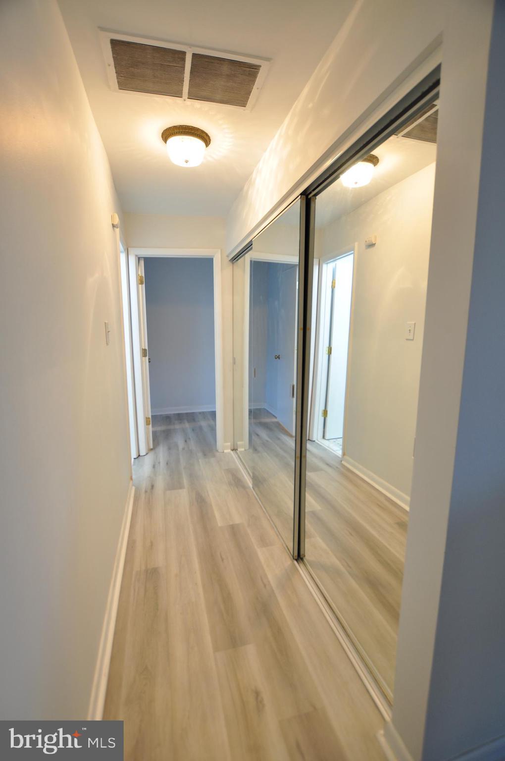 MONTGOMERY CENTURY - Residential Lease