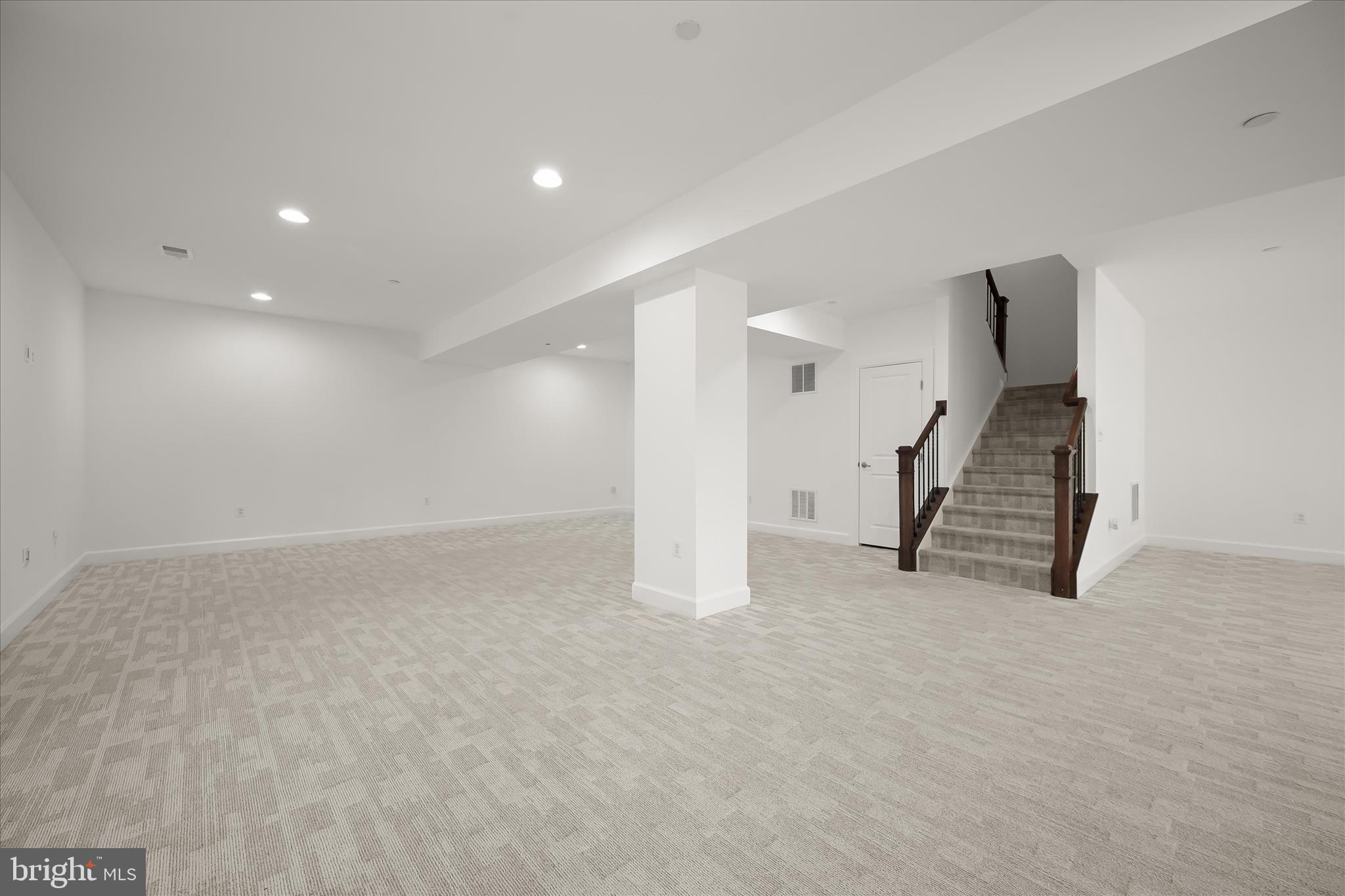 MAPLE LAWN SOUTH - Residential