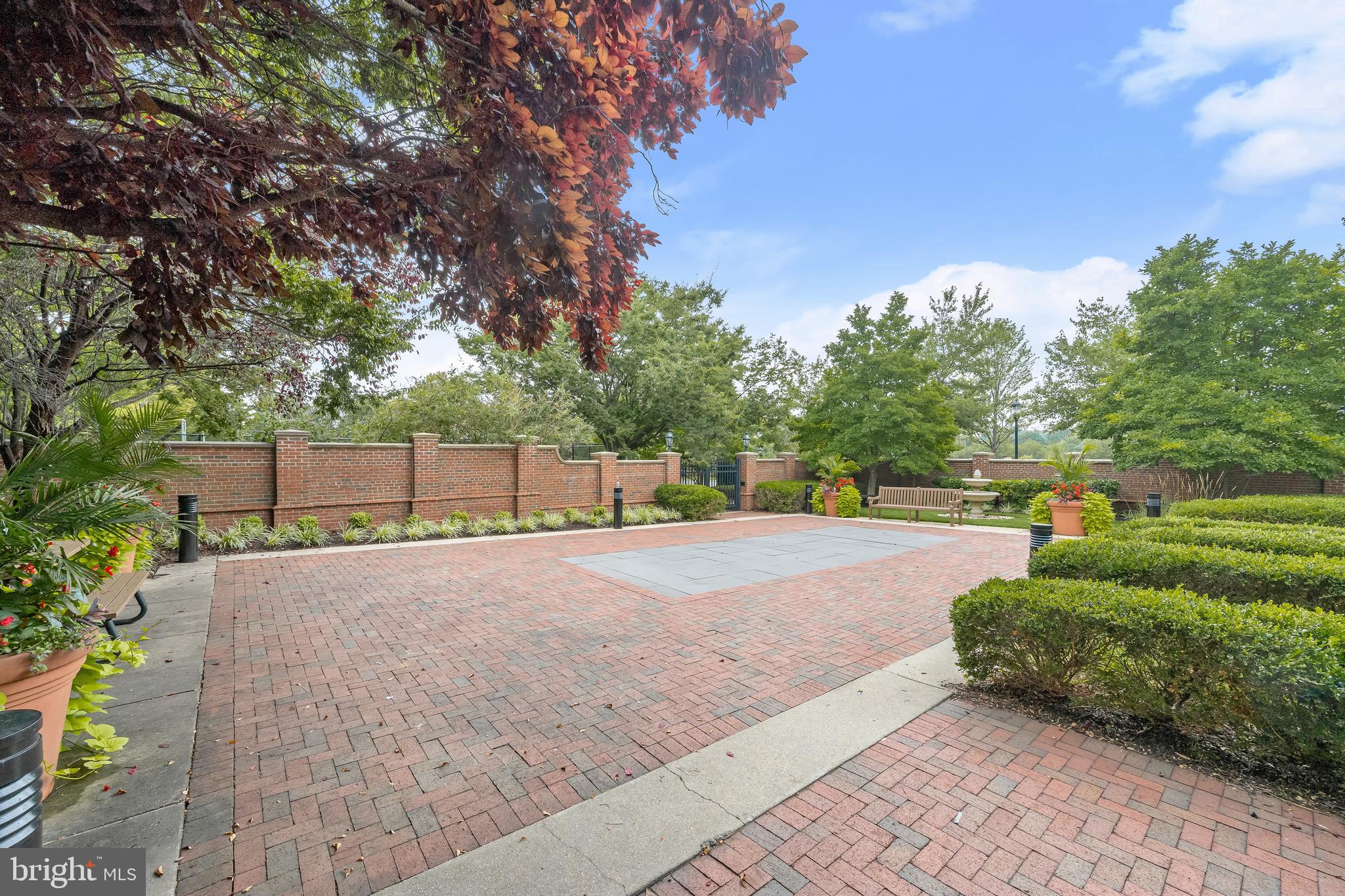 MAPLE LAWN SOUTH - Residential