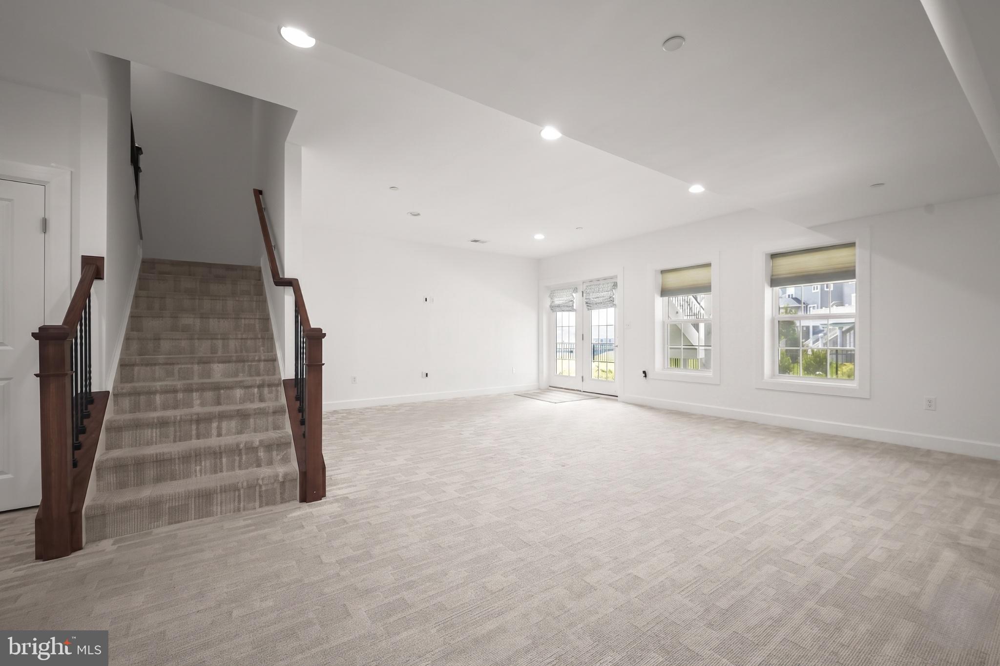 MAPLE LAWN SOUTH - Residential