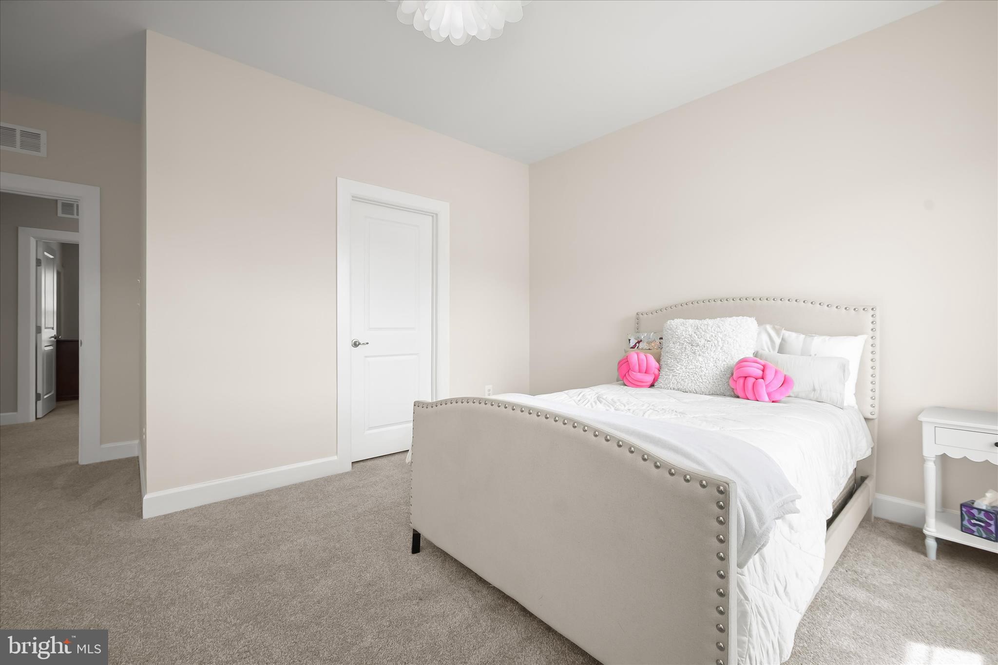 MAPLE LAWN SOUTH - Residential