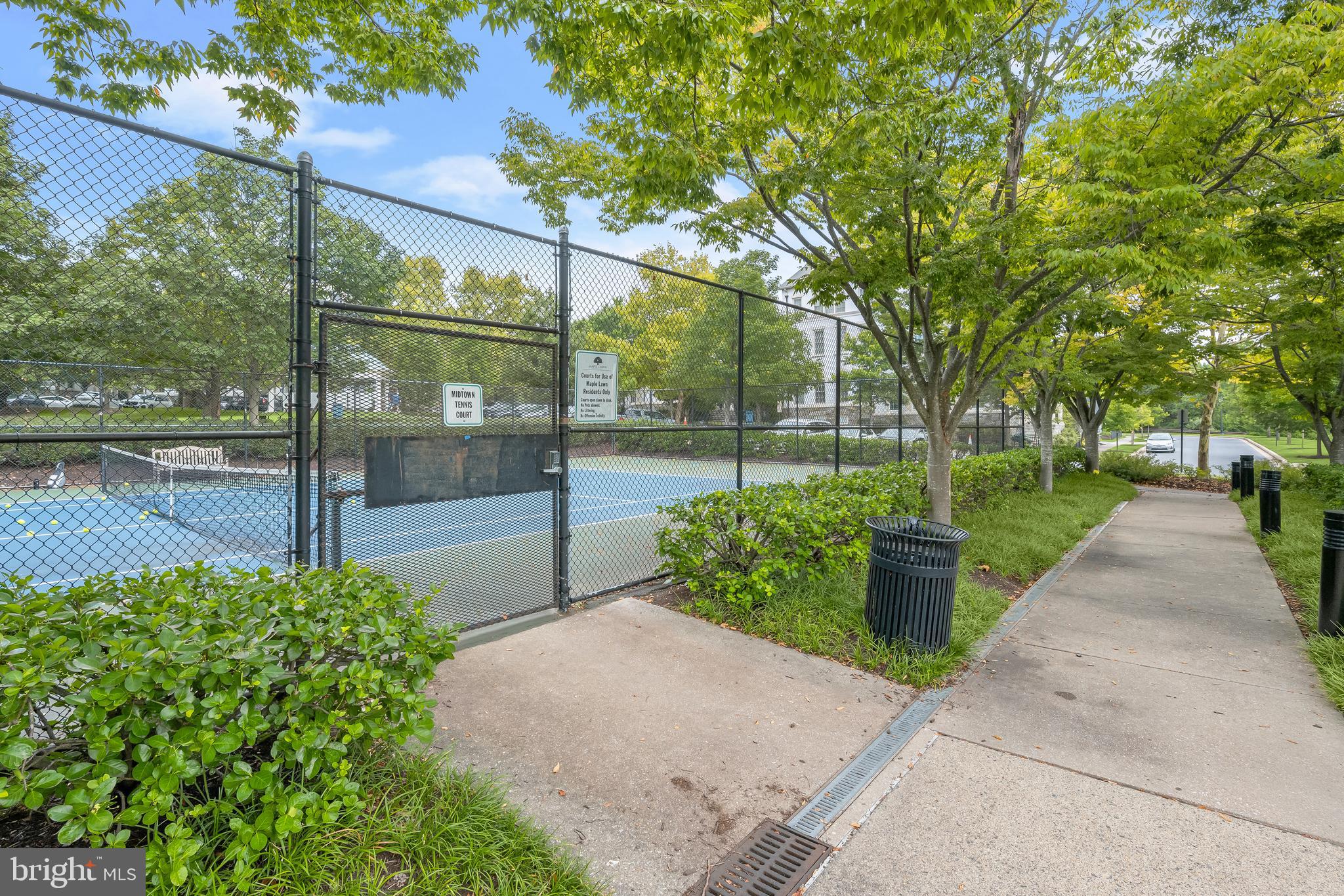 MAPLE LAWN SOUTH - Residential