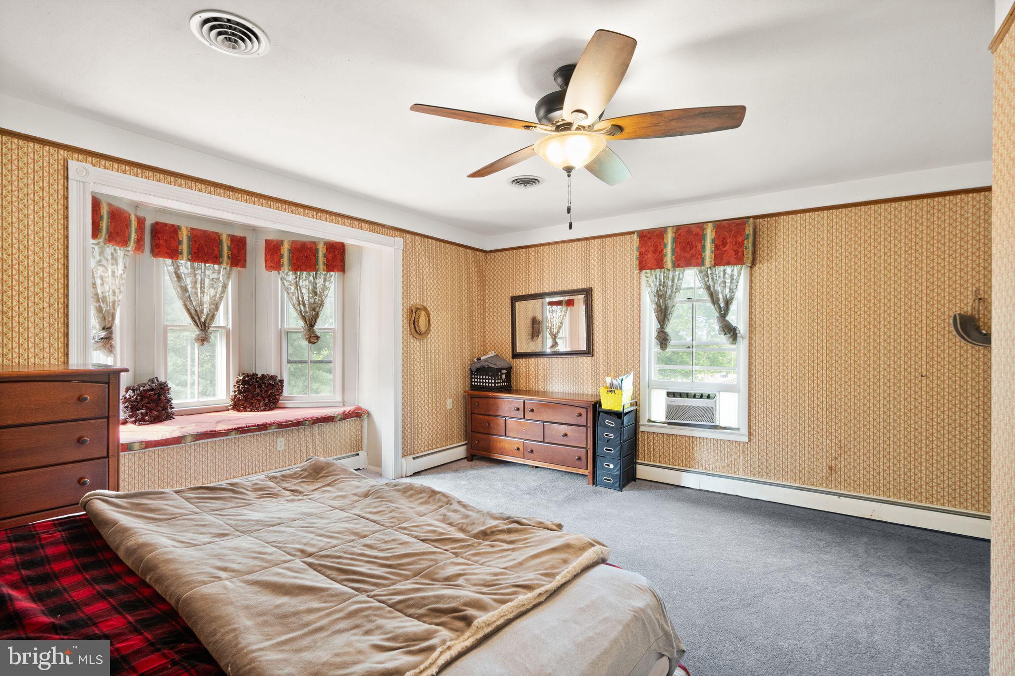 NOKESVILLE - Residential