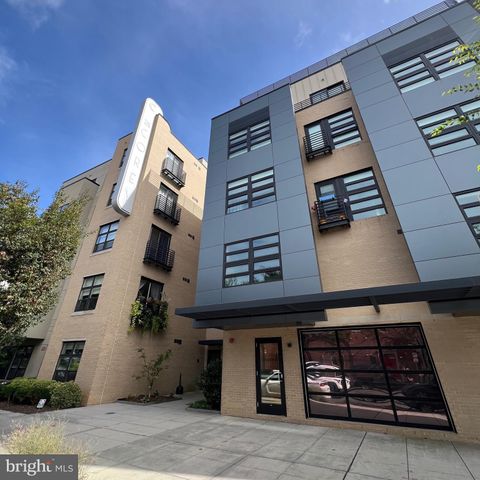 1111 ORREN STREET NE 302 WASHINGTON DC 20002