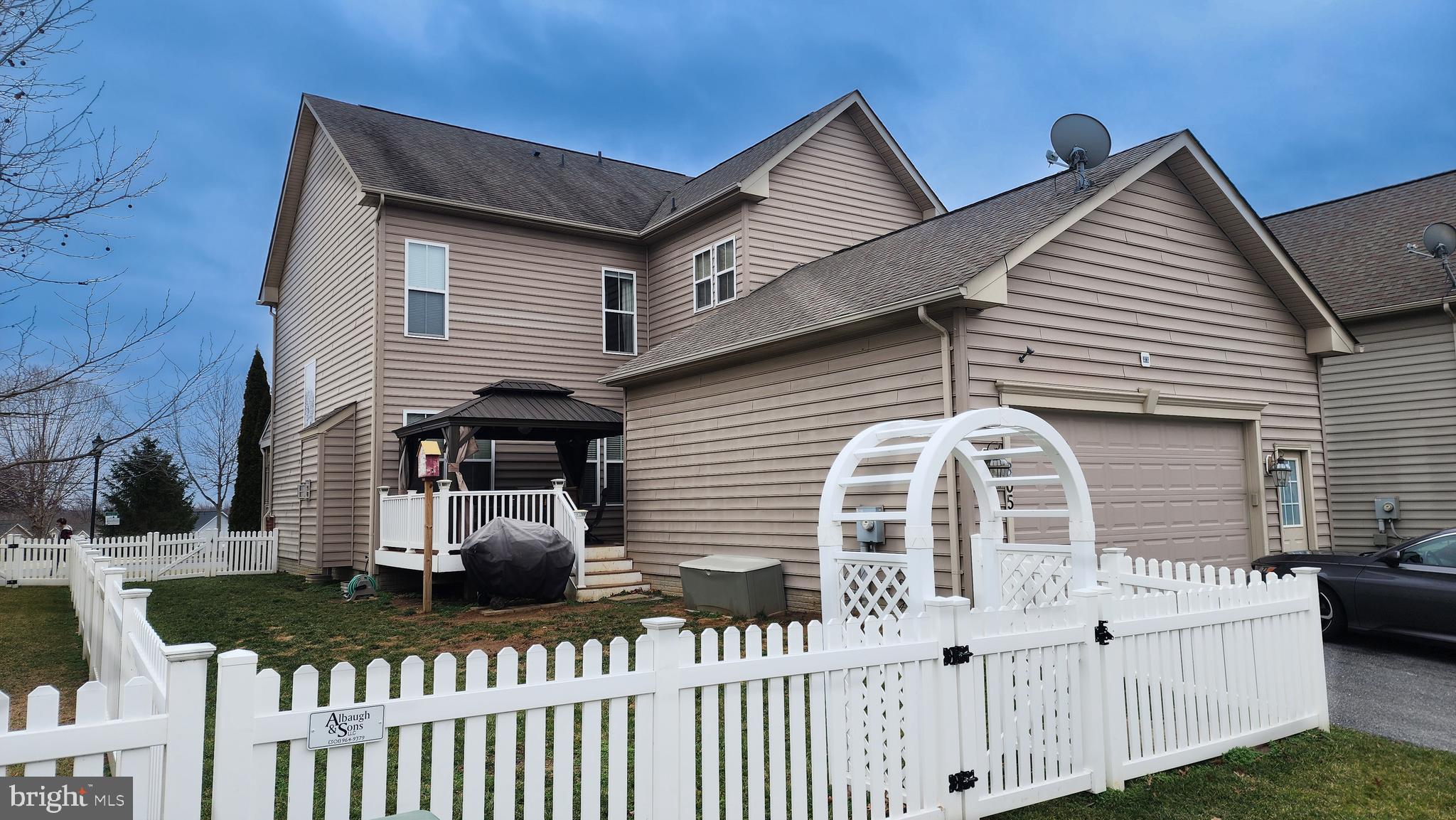 BRUNSWICK CROSSING - Residential