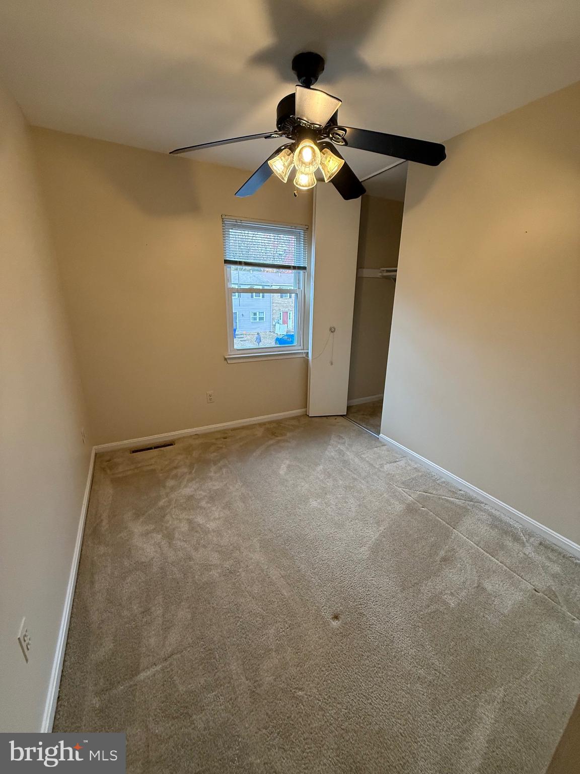 RYON WOODS - Residential Lease