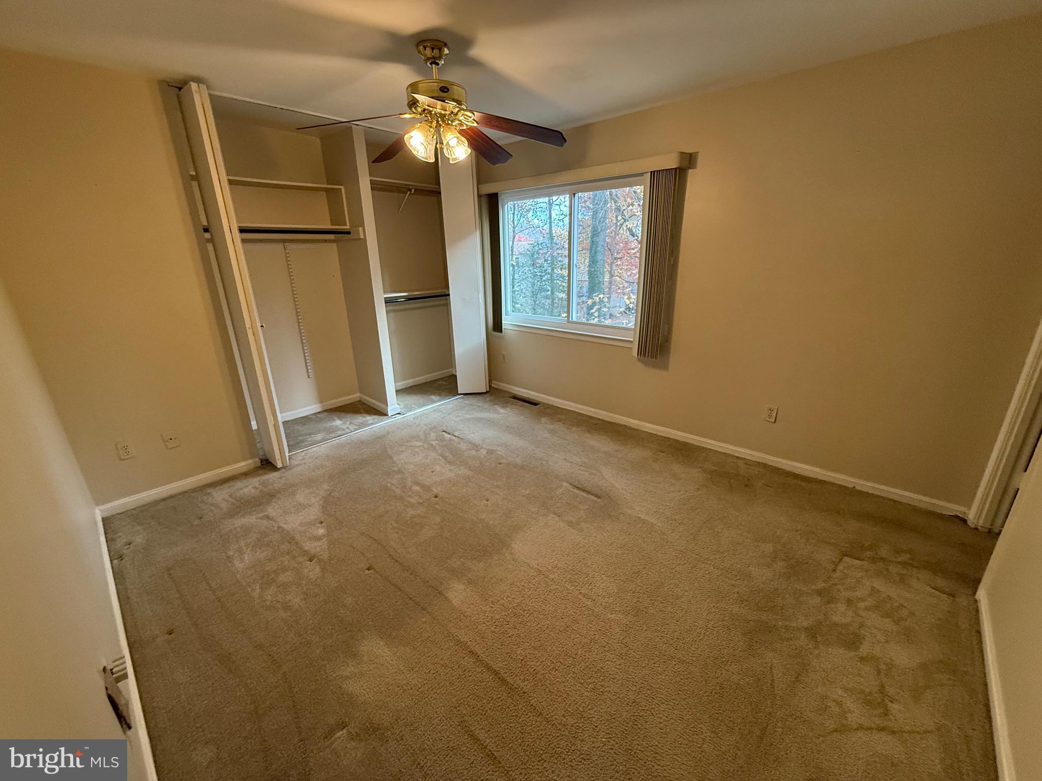 RYON WOODS - Residential Lease