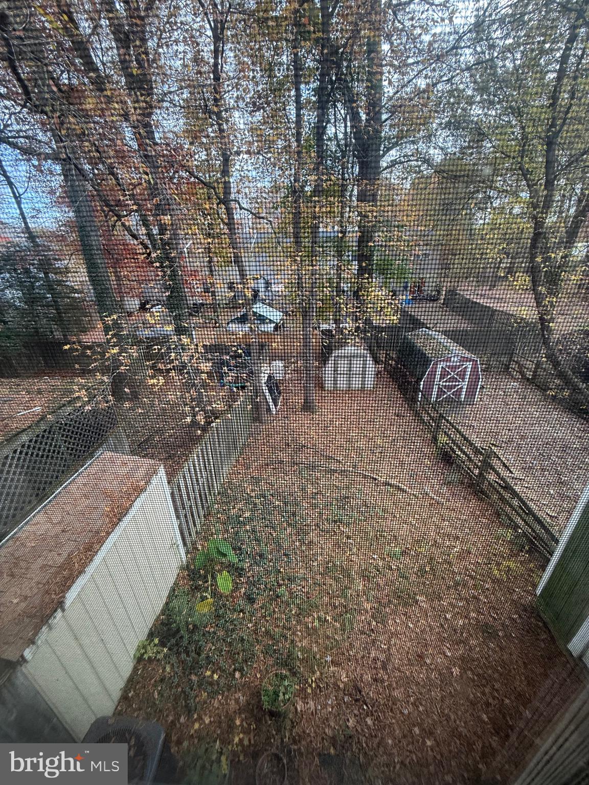 RYON WOODS - Residential Lease