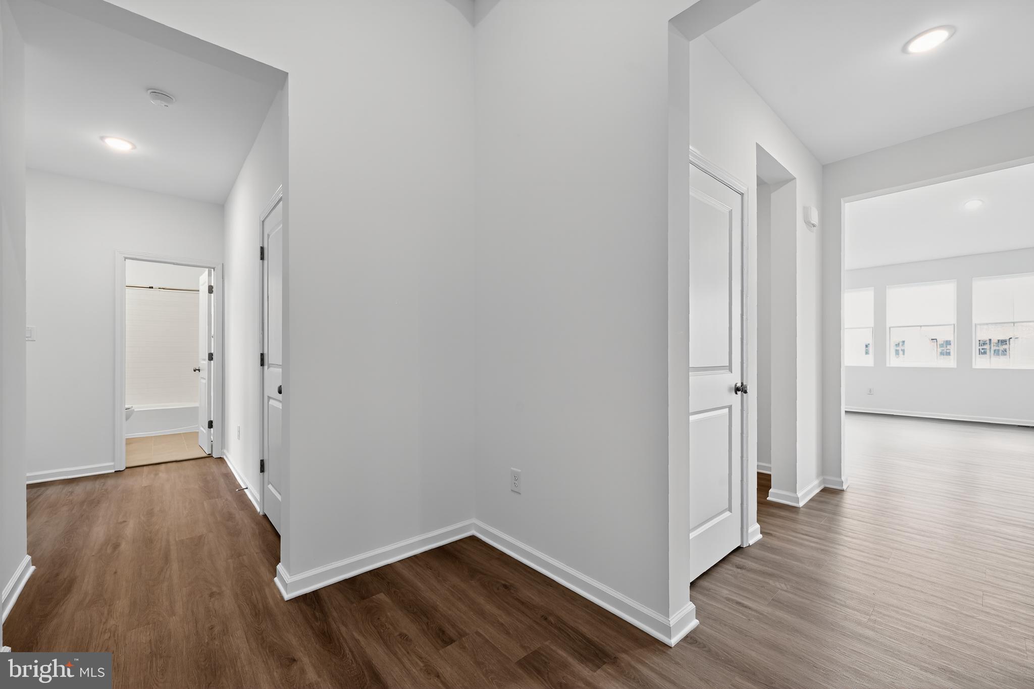 WOODFIELD - Residential