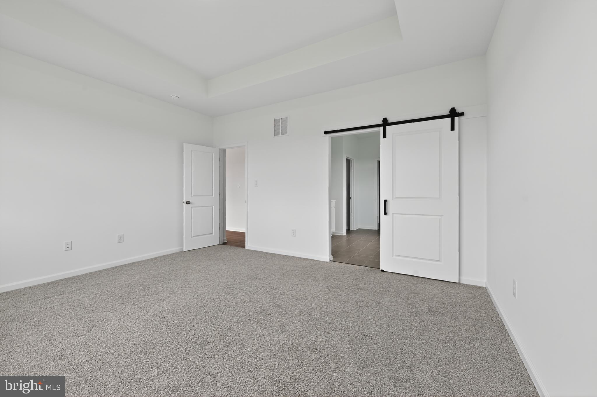 WOODFIELD - Residential