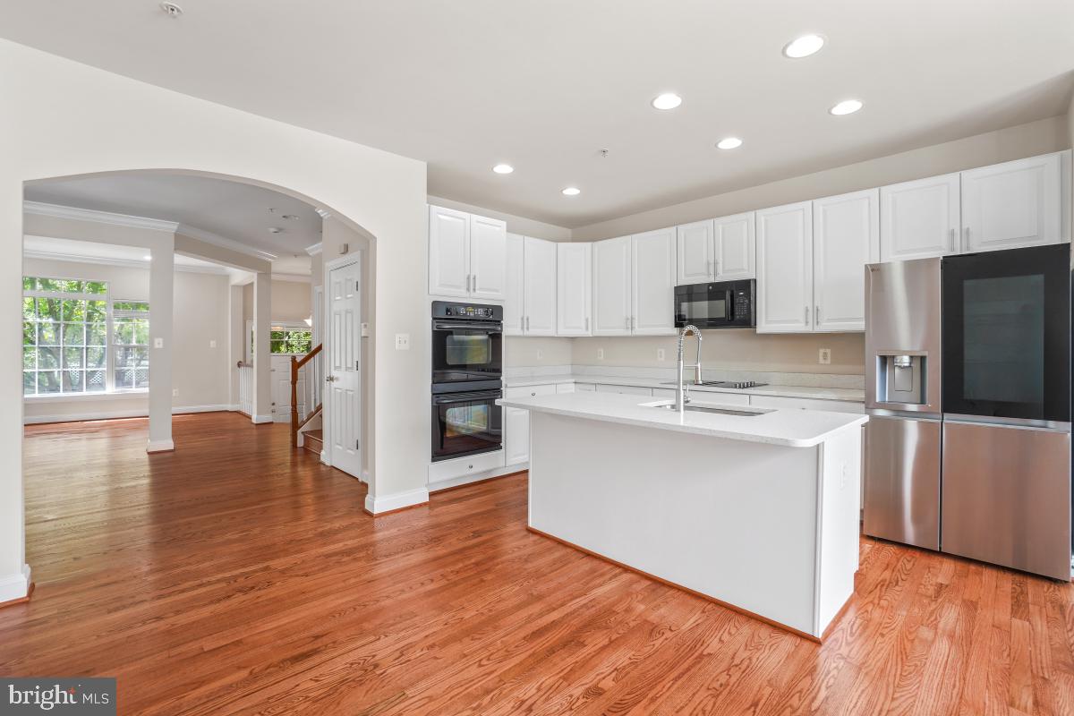 GREENWAY VILLAGE - Residential