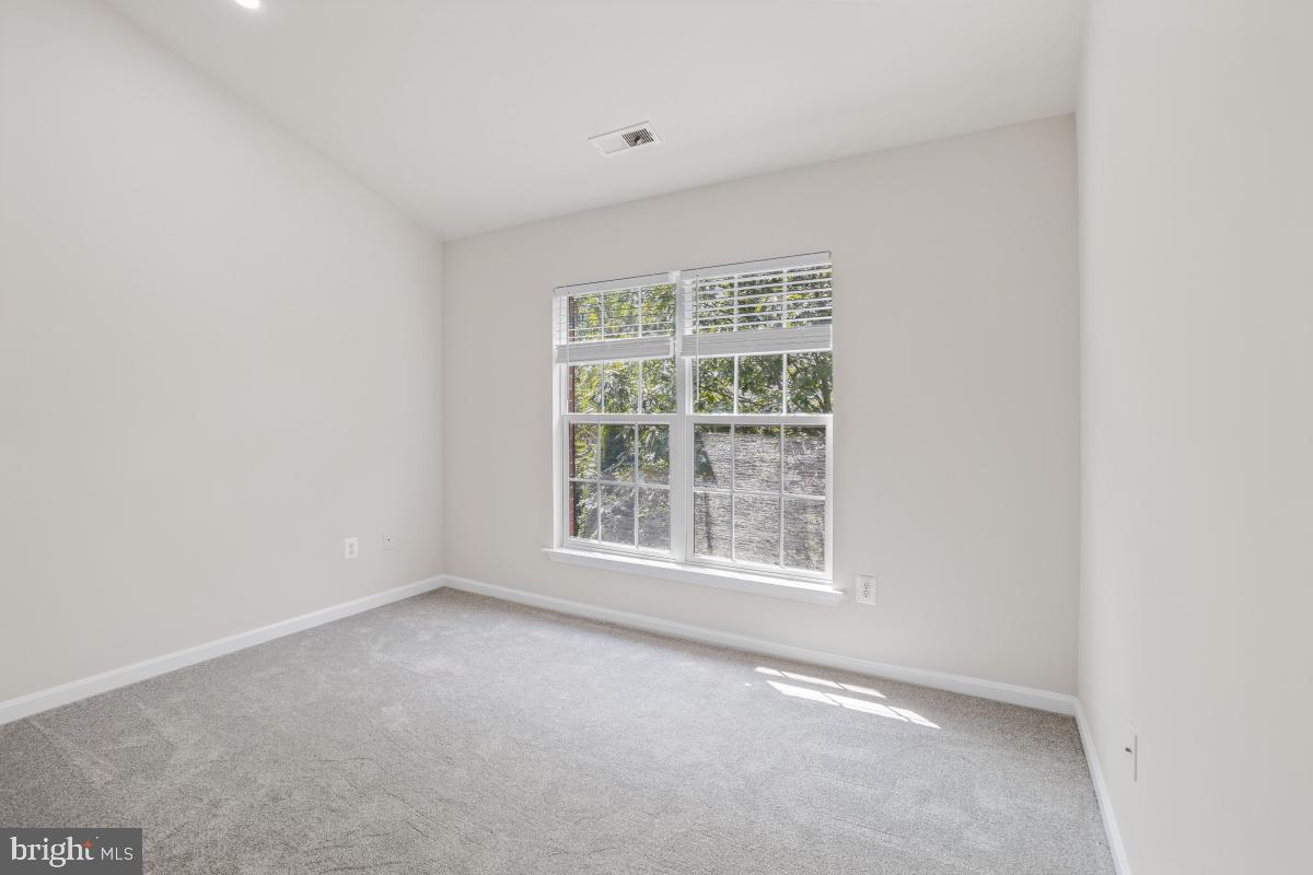 GREENWAY VILLAGE - Residential