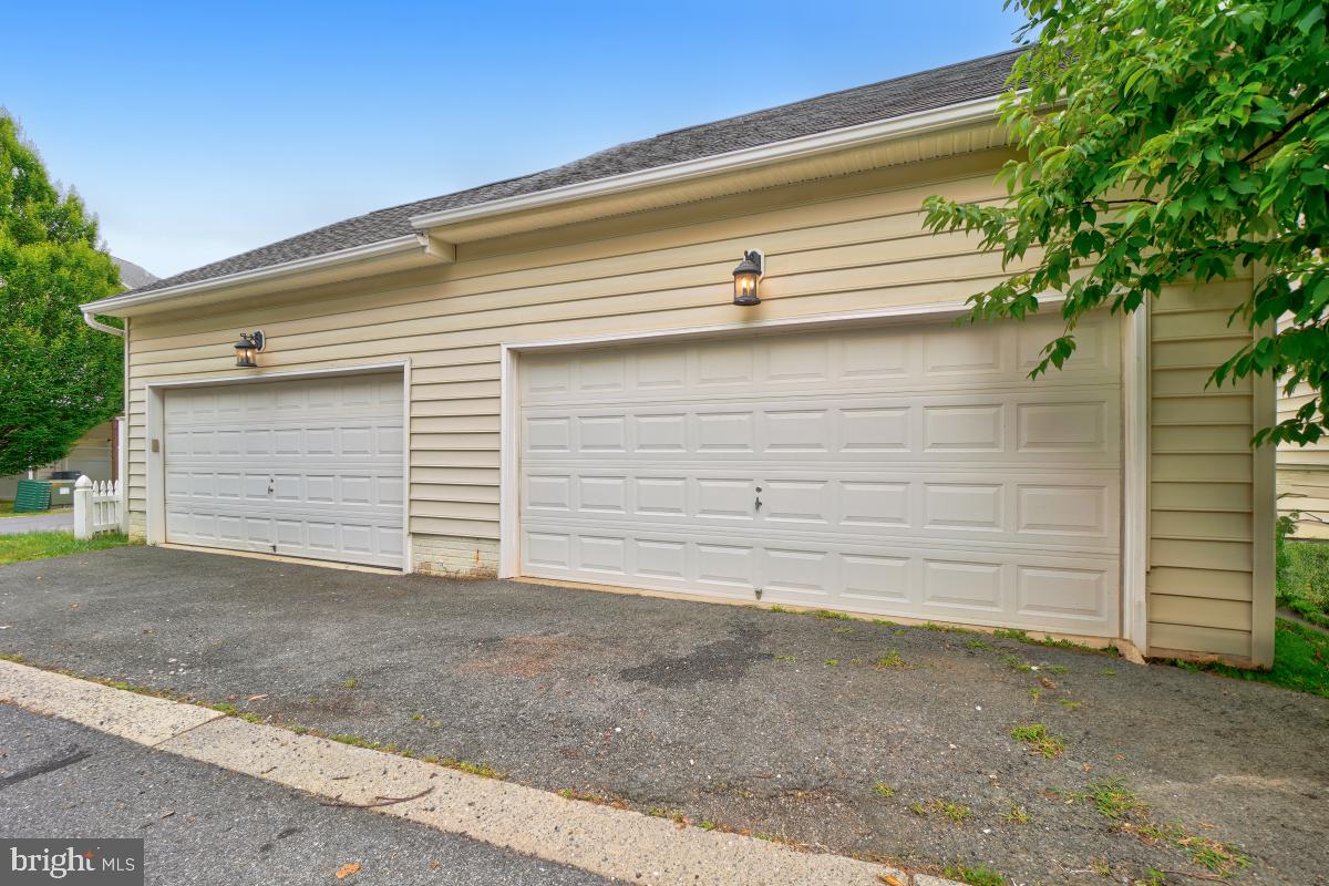 GREENWAY VILLAGE - Residential