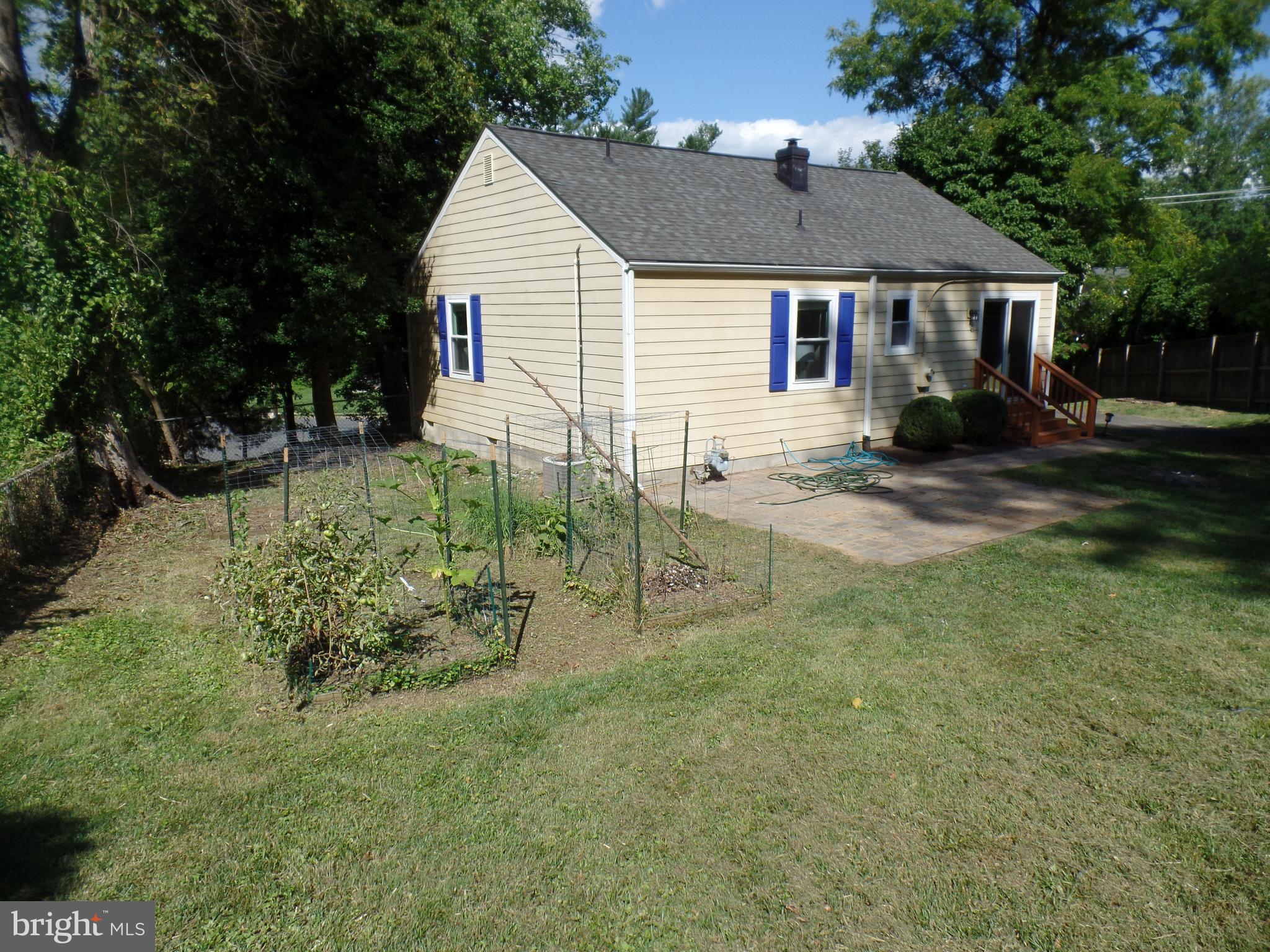 PIMMIT HILLS - Residential