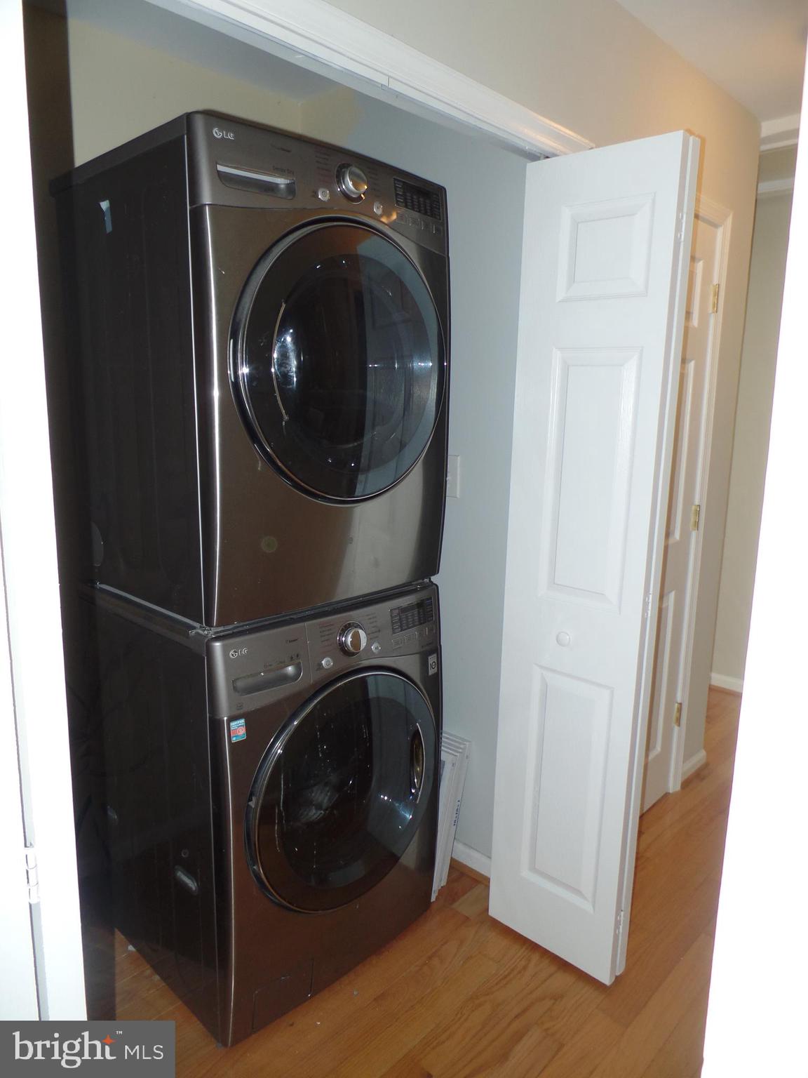 PIMMIT HILLS - Residential