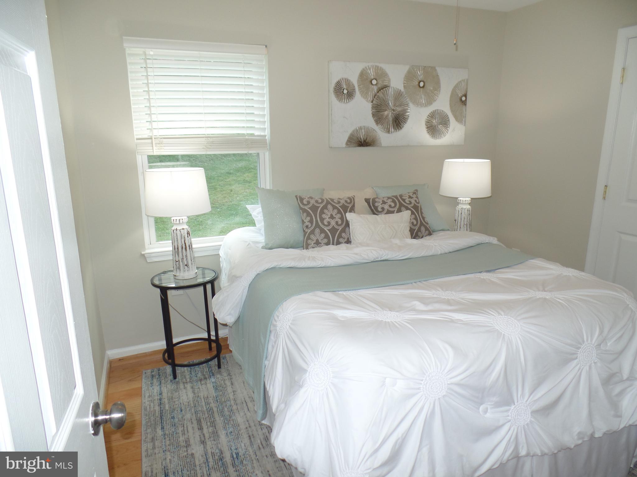 PIMMIT HILLS - Residential