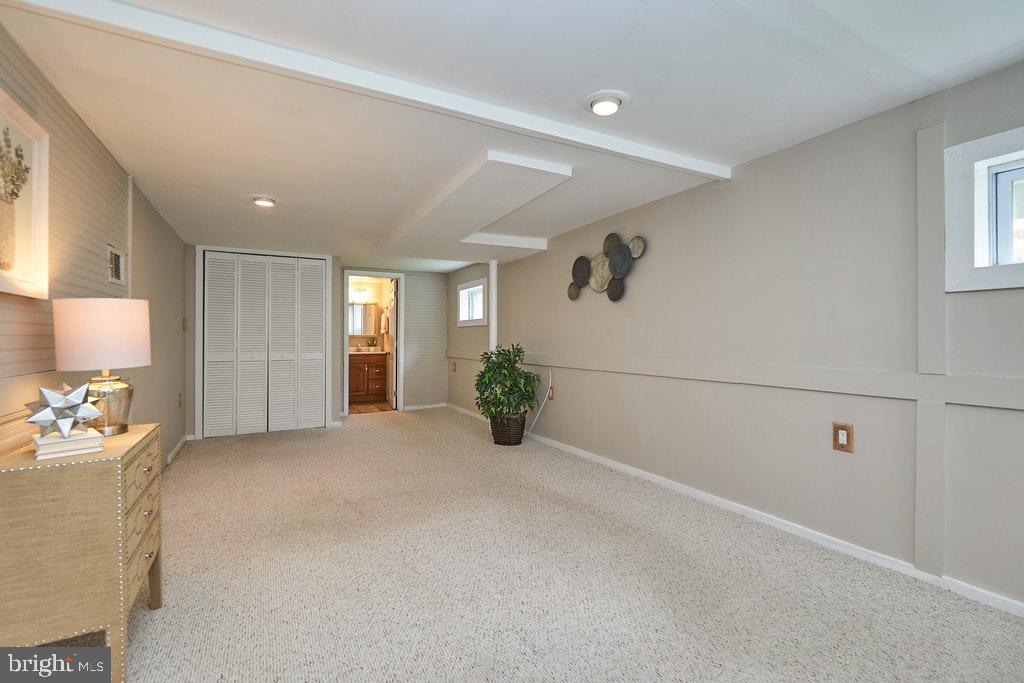 CARLIN SPRINGS - Residential