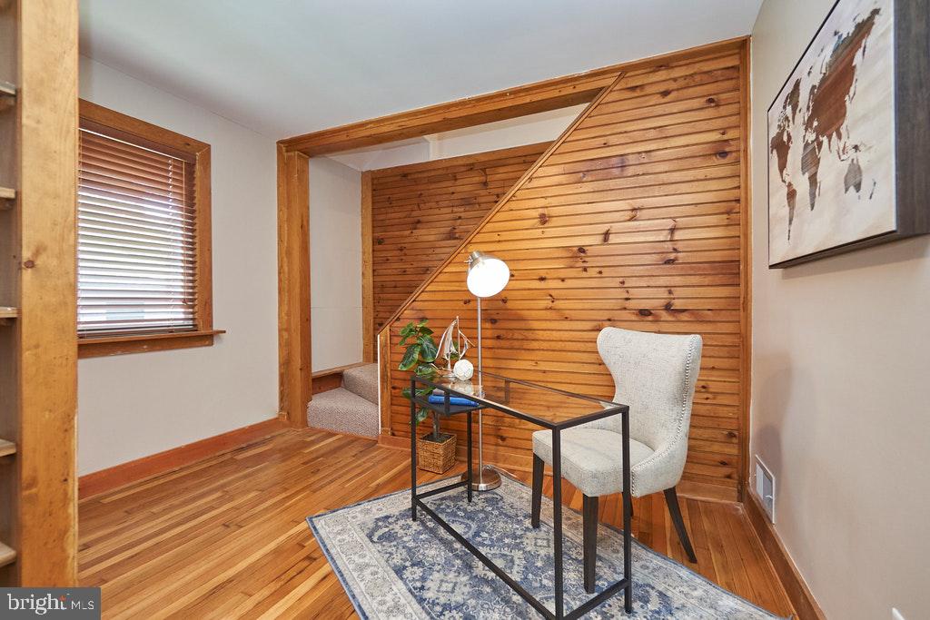 CARLIN SPRINGS - Residential