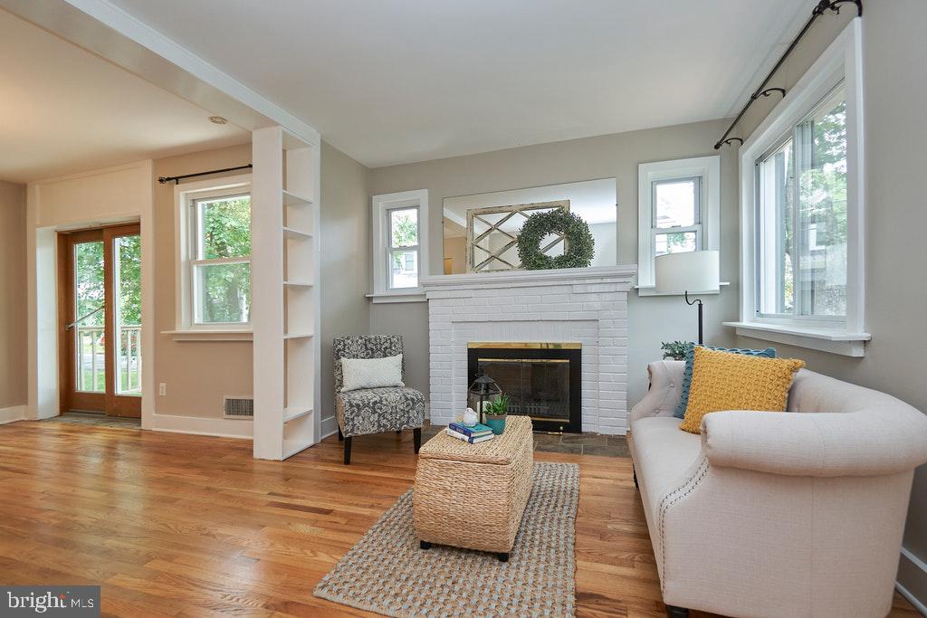 CARLIN SPRINGS - Residential