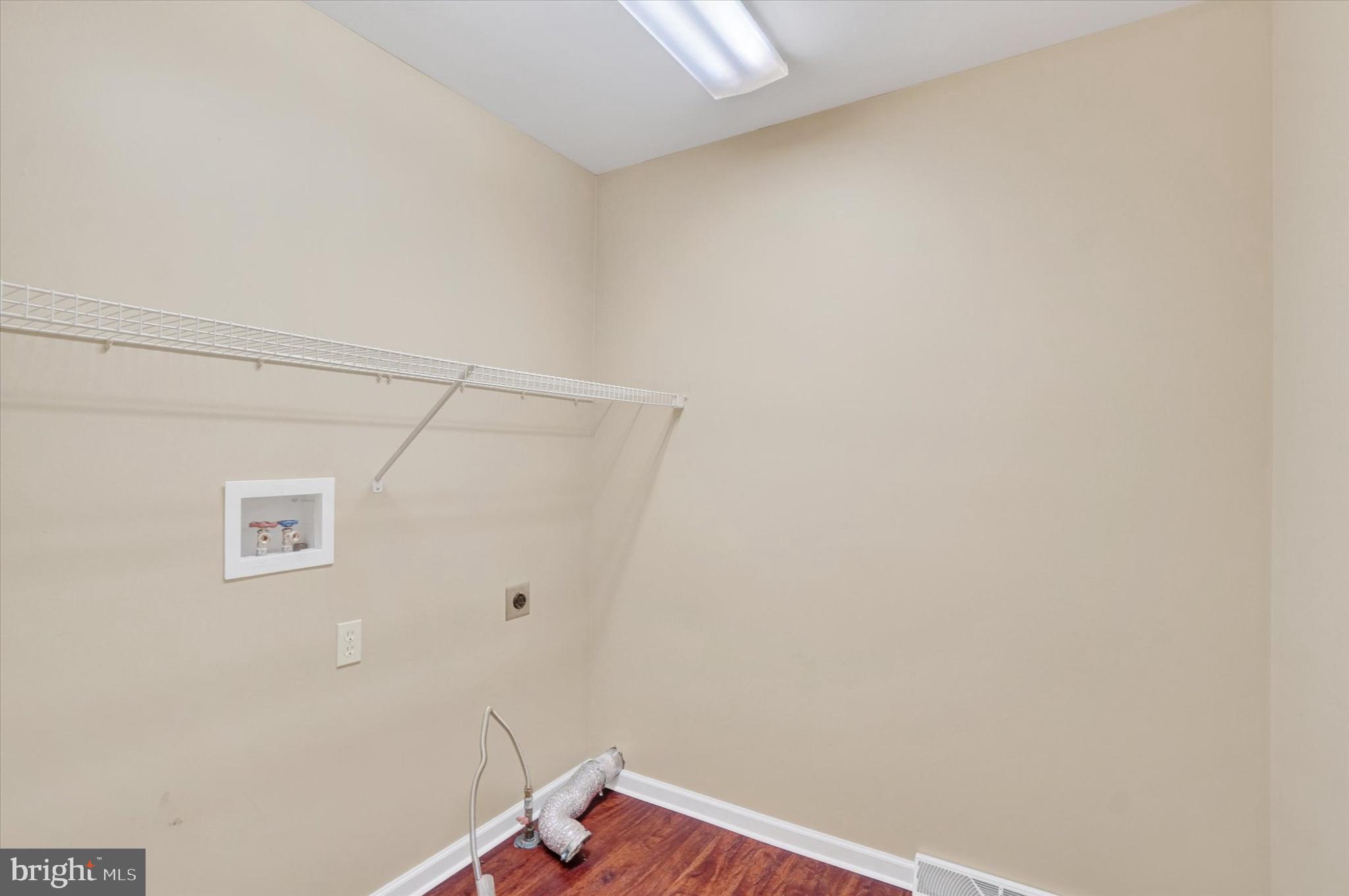 EAST MANCHESTER - Residential