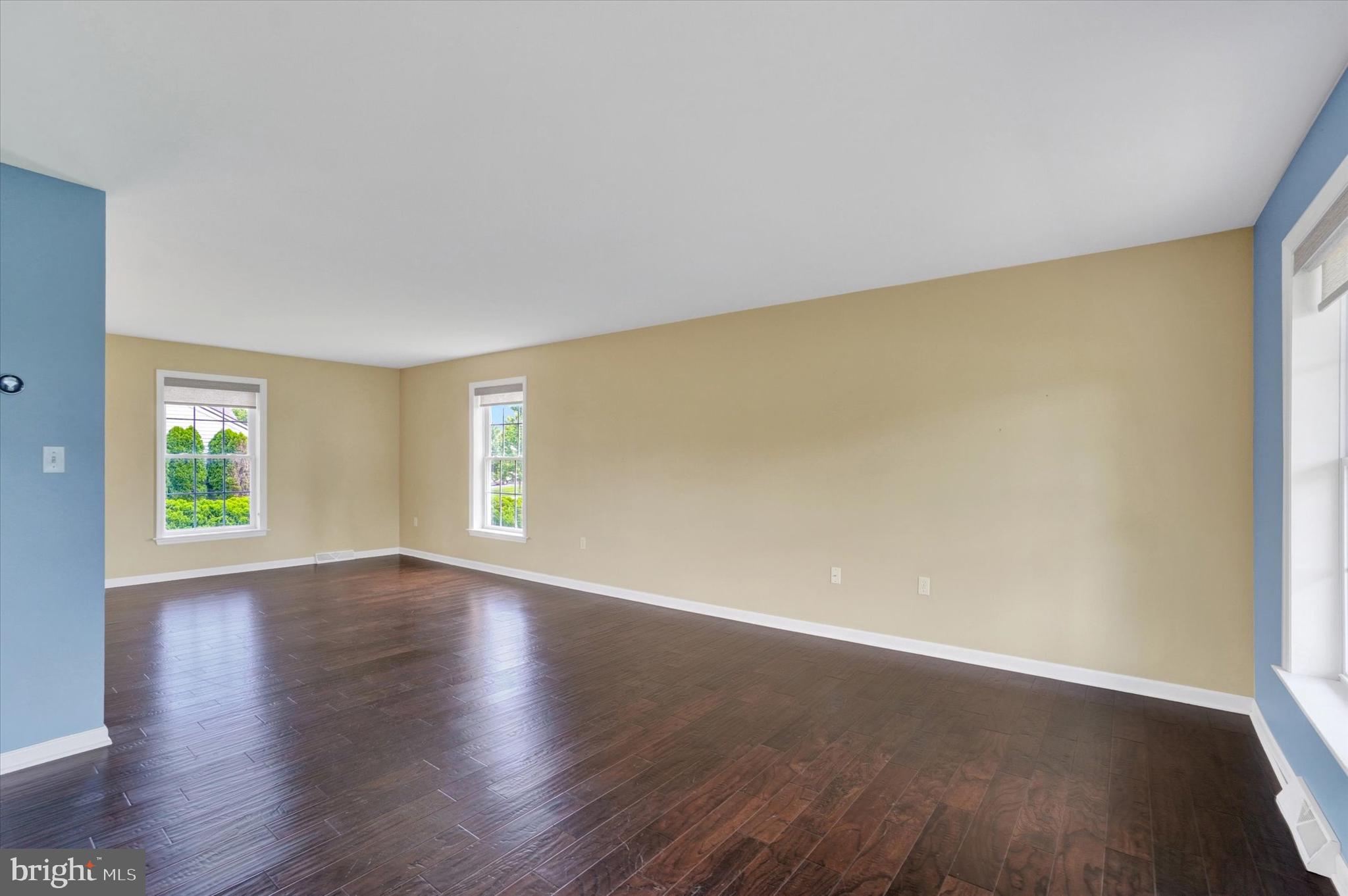 EAST MANCHESTER - Residential