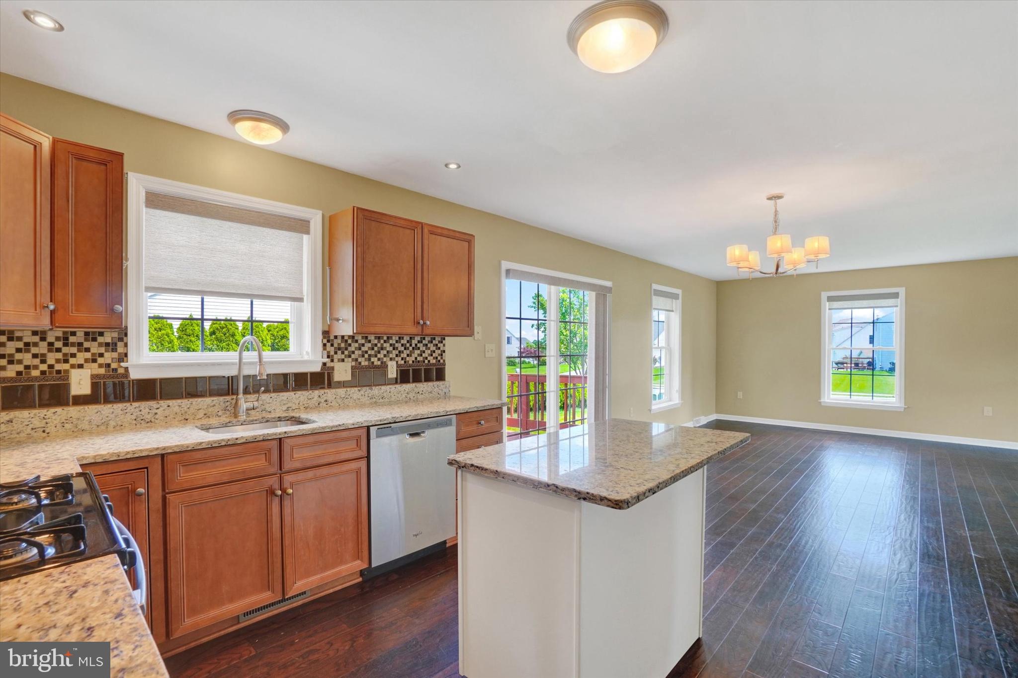 EAST MANCHESTER - Residential