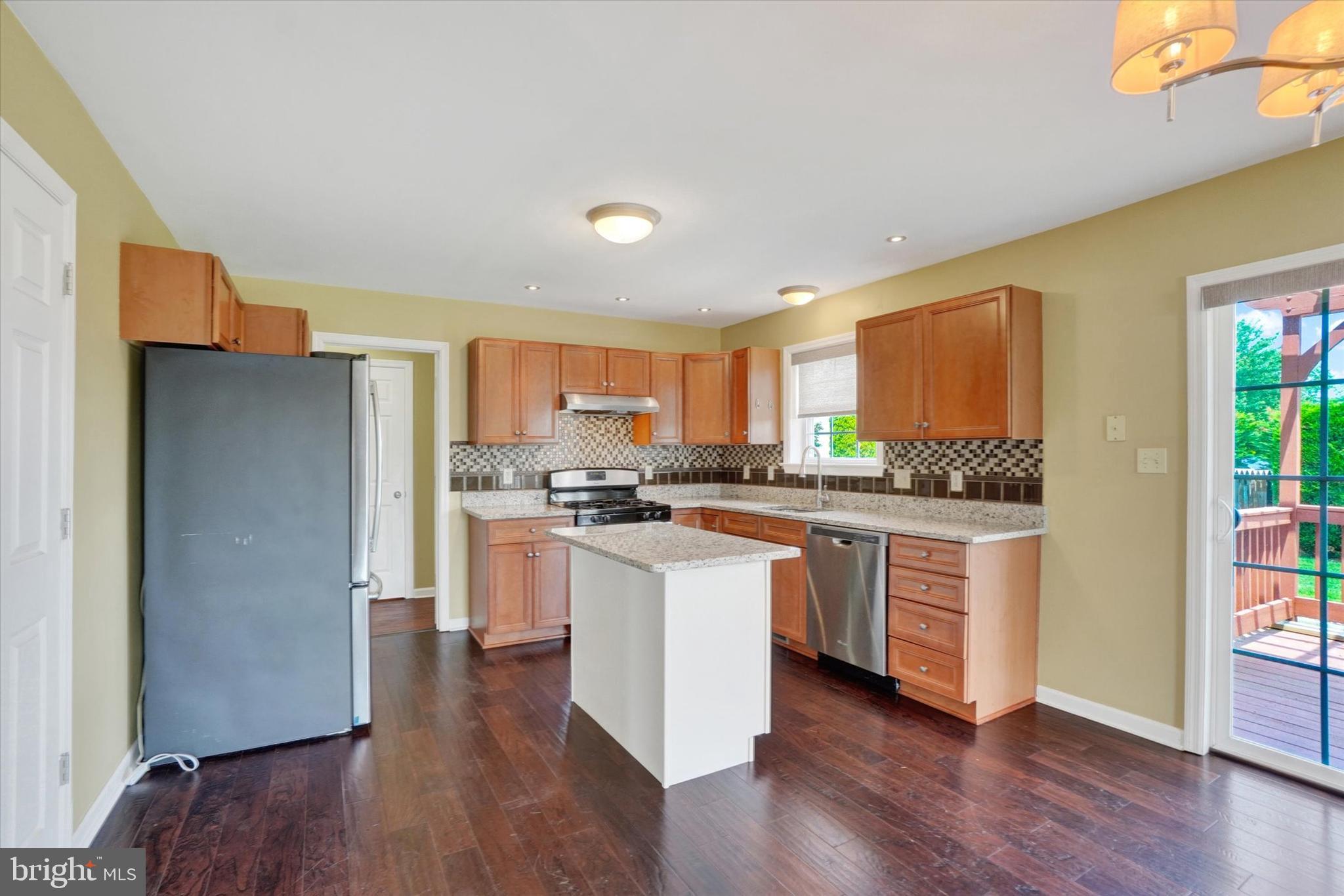 EAST MANCHESTER - Residential