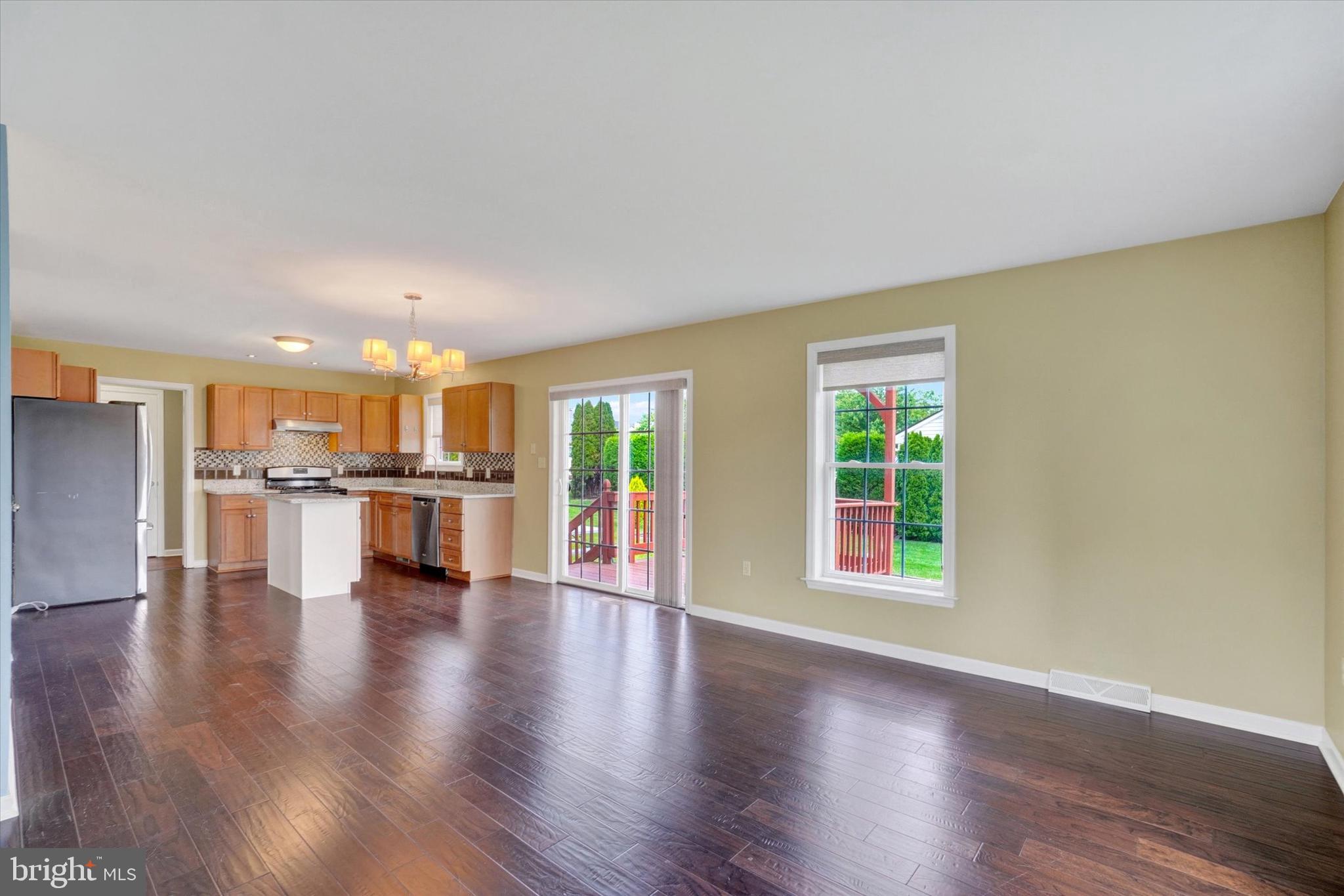 EAST MANCHESTER - Residential