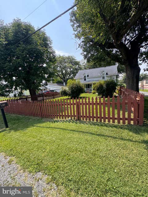 Homes For Sale - 90 Fairview Street<br/> Cumberland County, CARLISLE, PA 17015