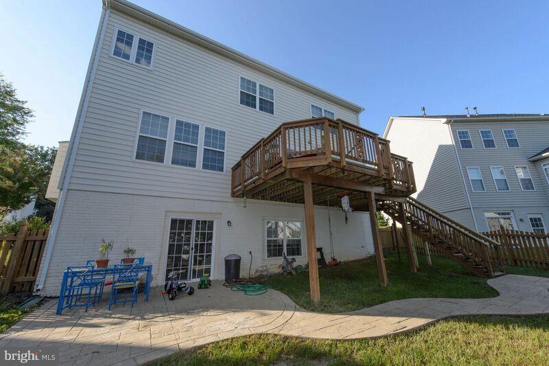 DAVIS ESTATES - Residential Lease