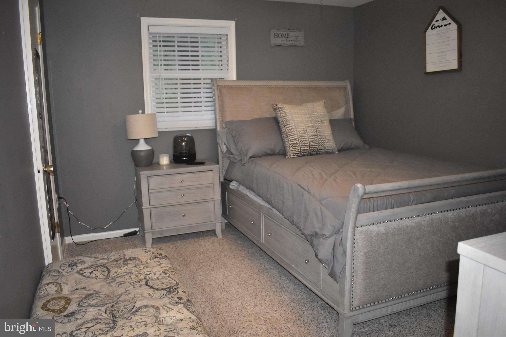 MELLWOOD HILLS - Residential